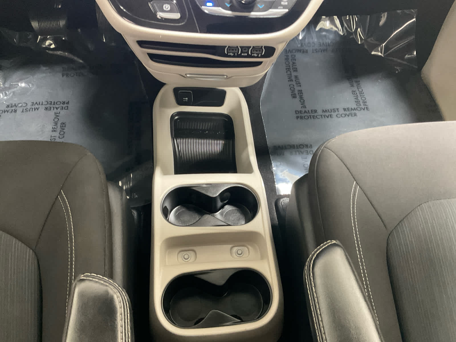 Used 2023 Chrysler Voyager Van
