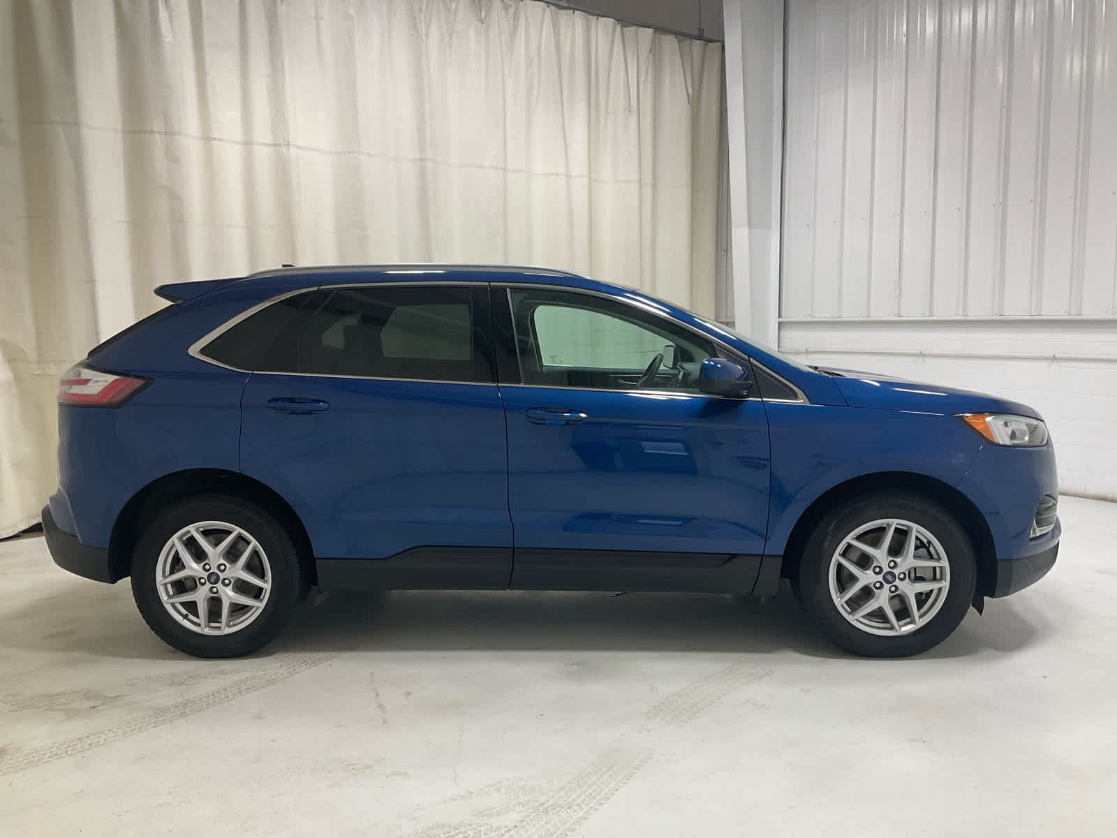 Used 2021 Ford Edge SUV