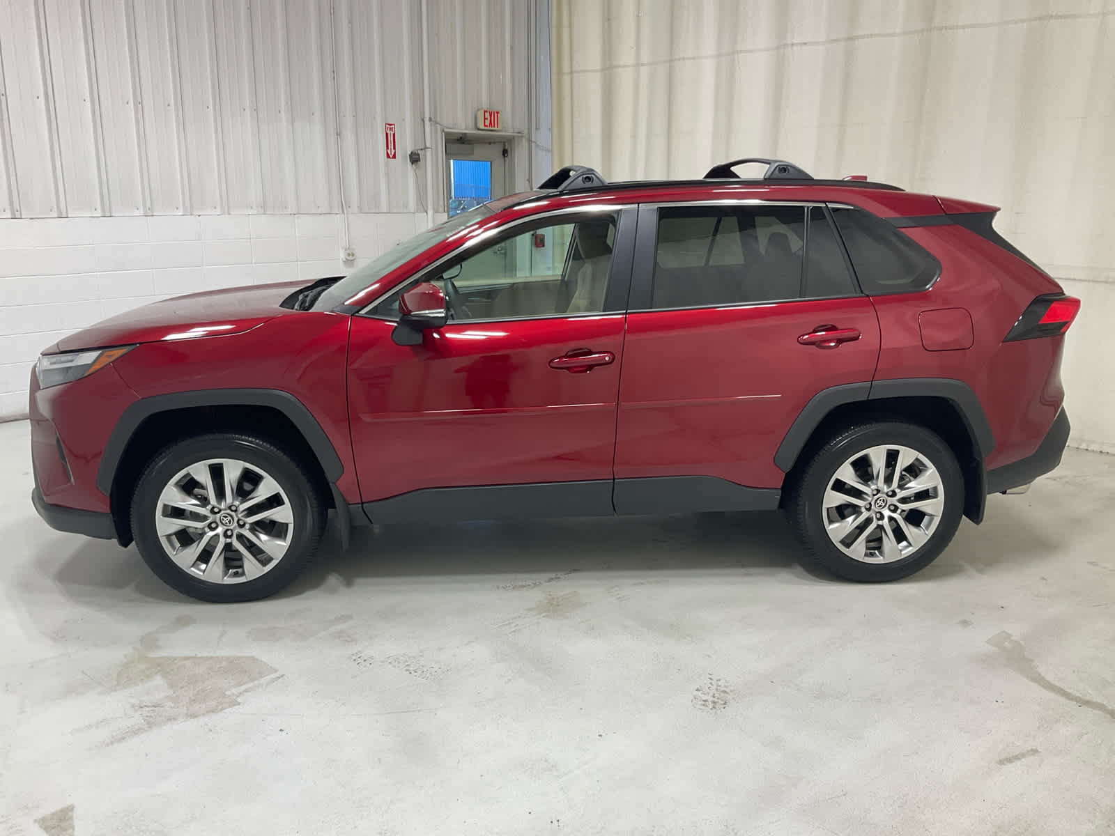 Used 2025 Toyota RAV4 SUV