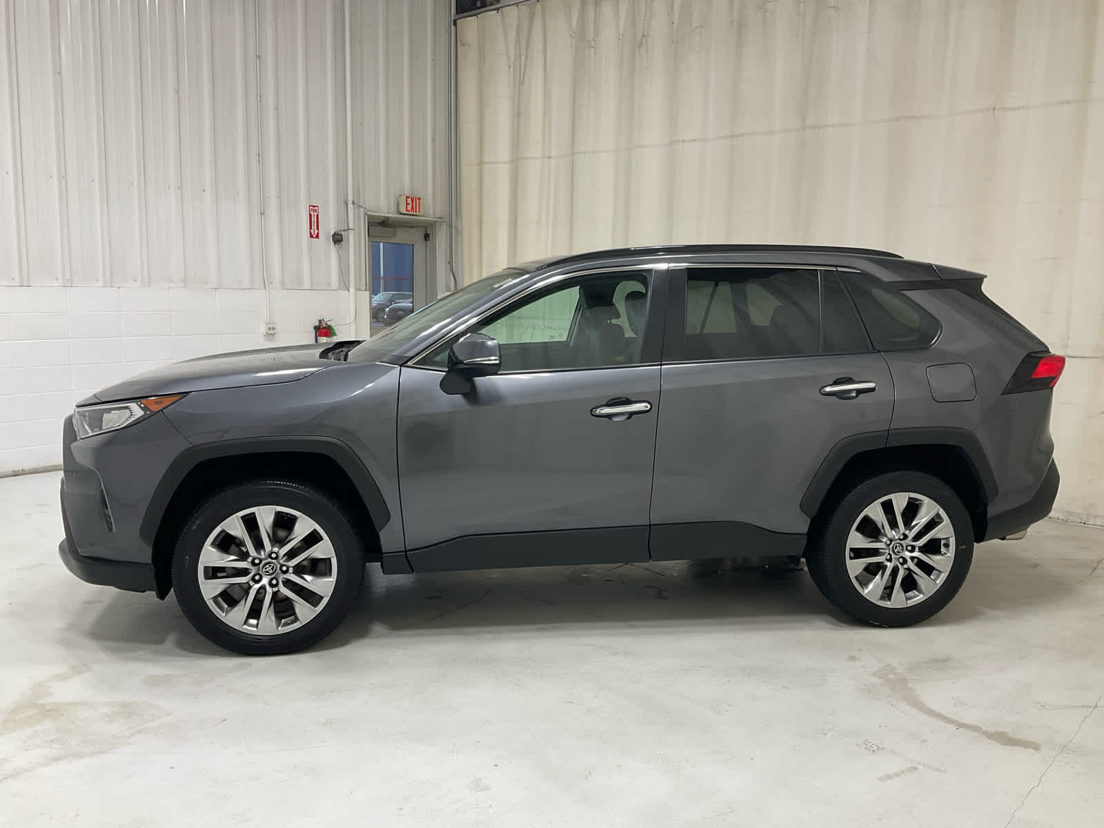 Used 2021 Toyota RAV4 SUV