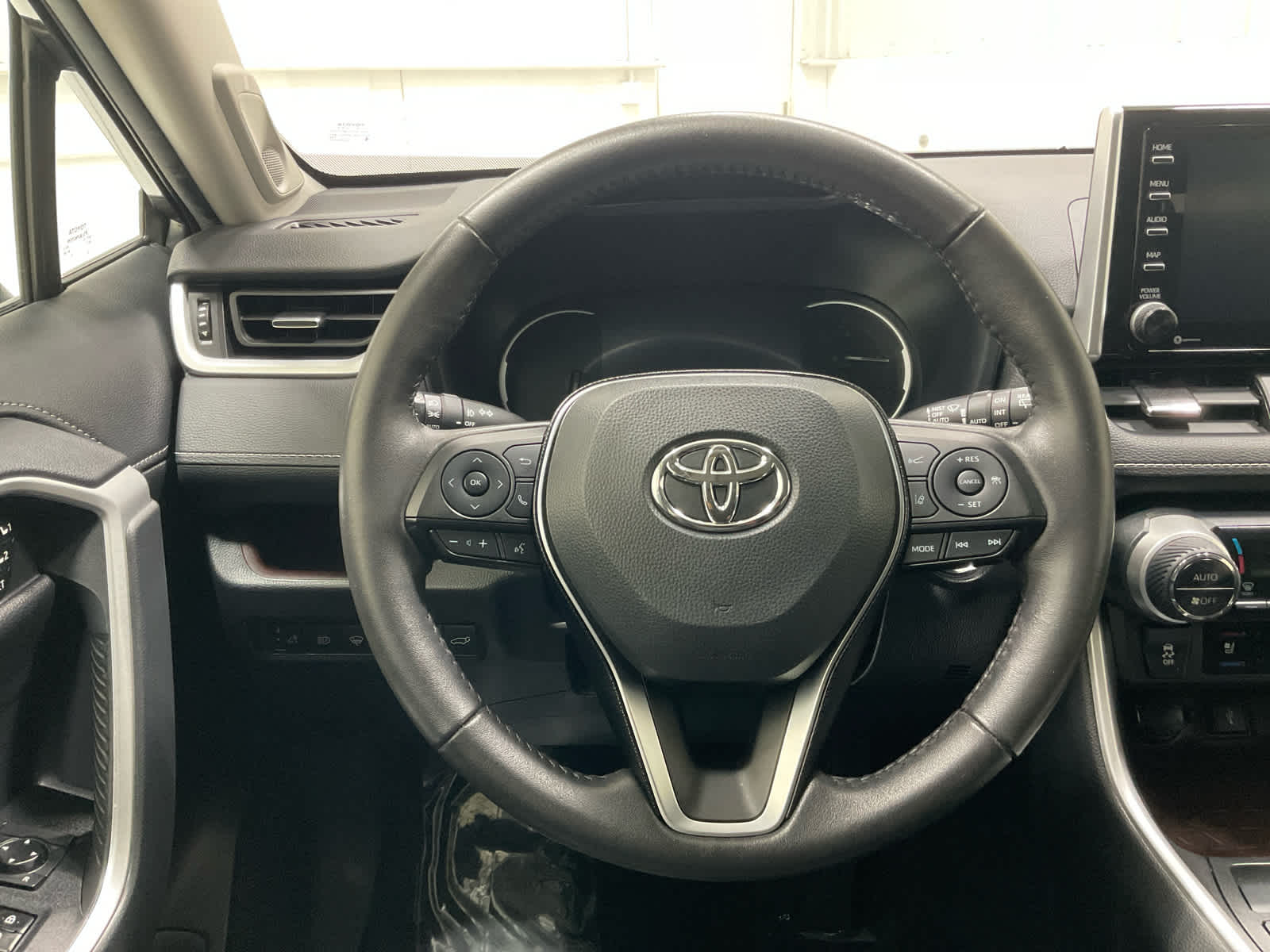 Used 2021 Toyota RAV4 SUV