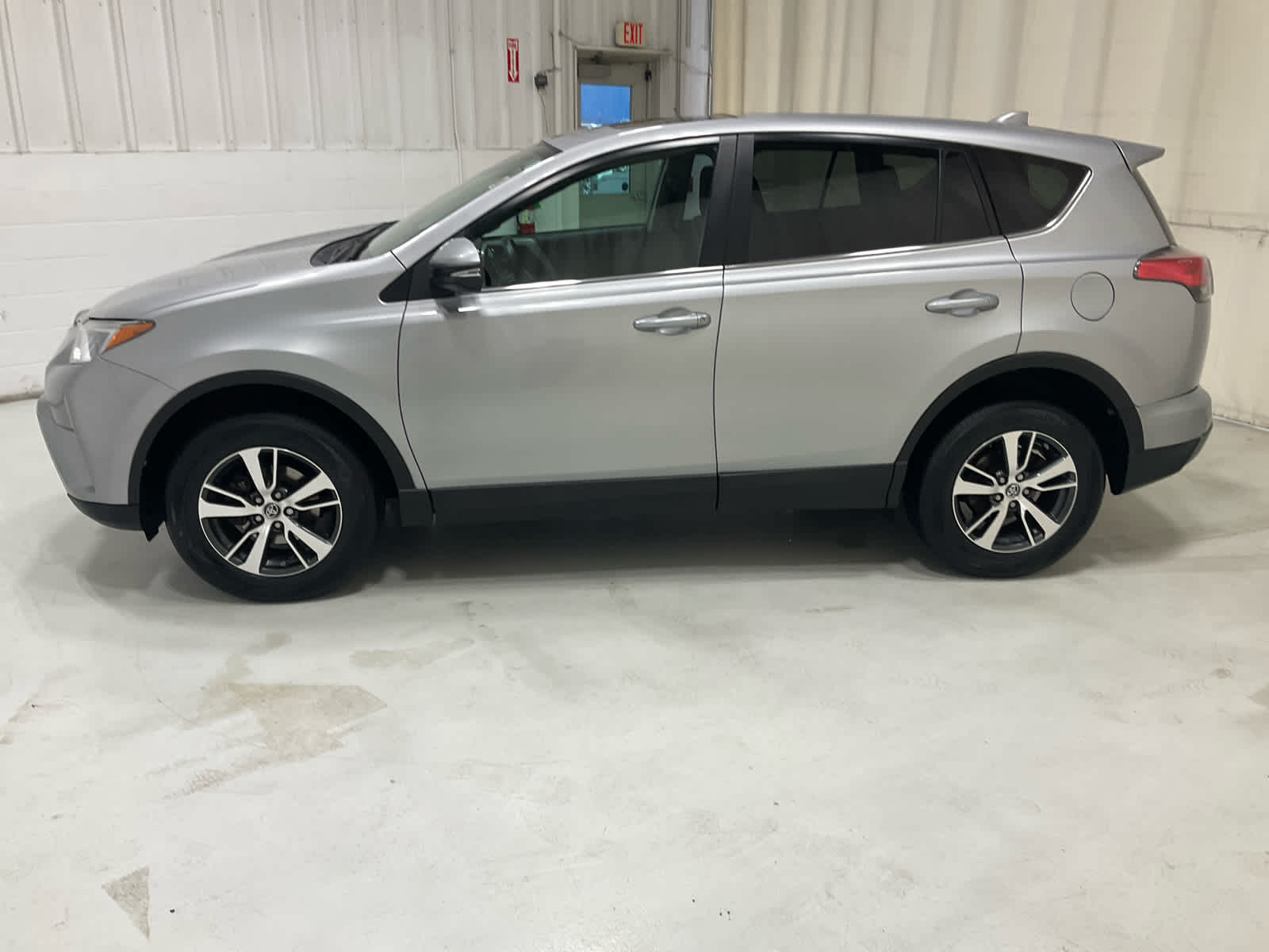 Used 2018 Toyota RAV4 SUV
