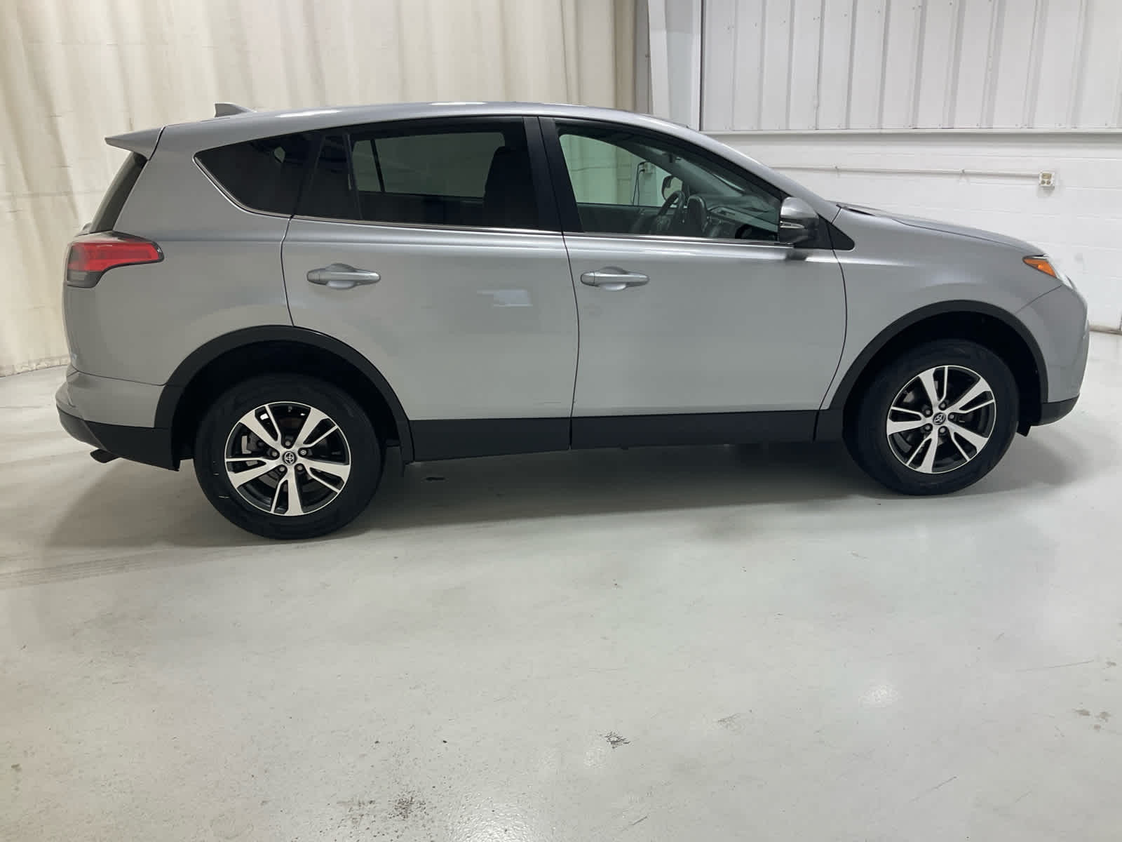 Used 2018 Toyota RAV4 SUV