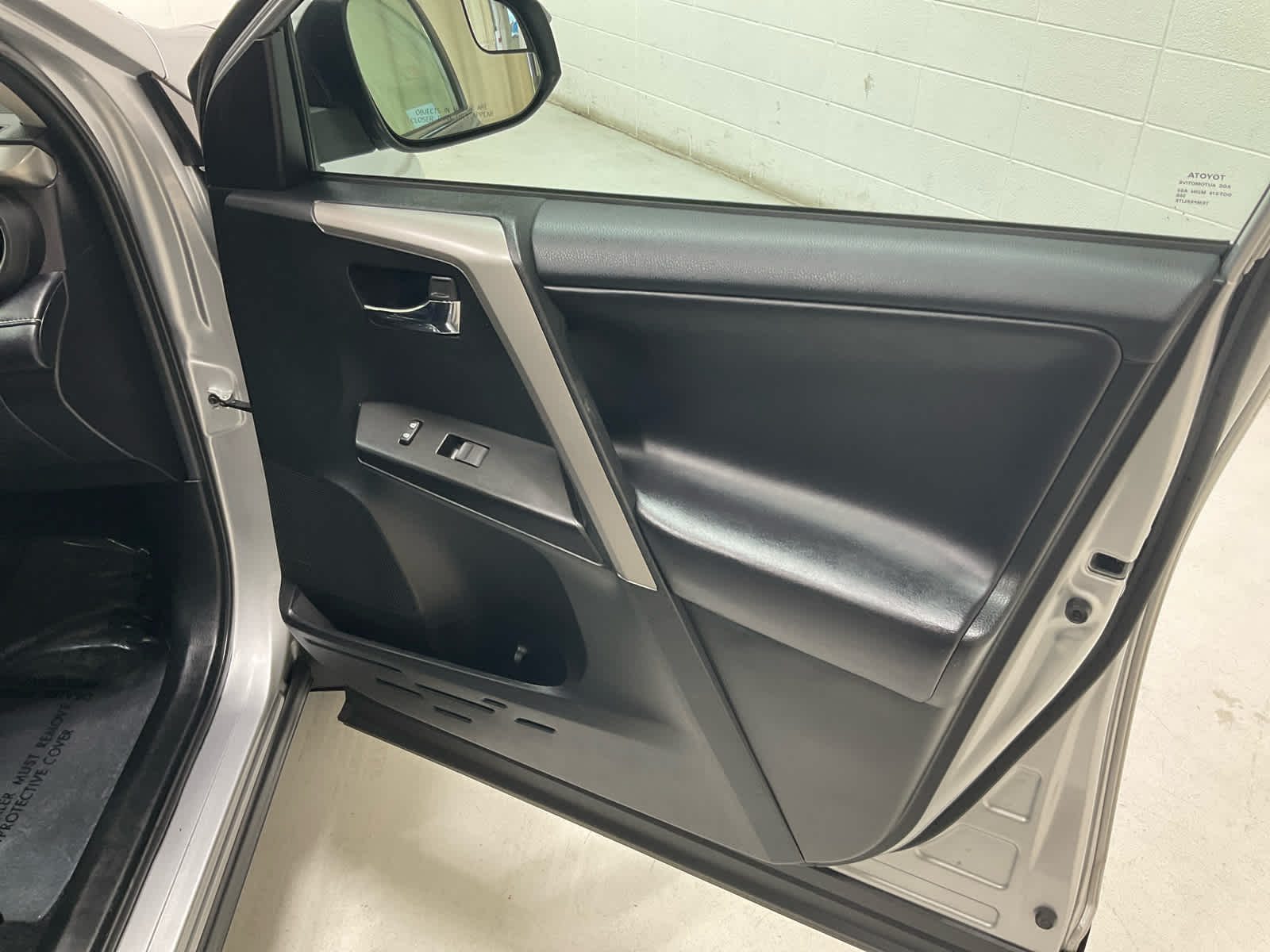 Used 2018 Toyota RAV4 SUV