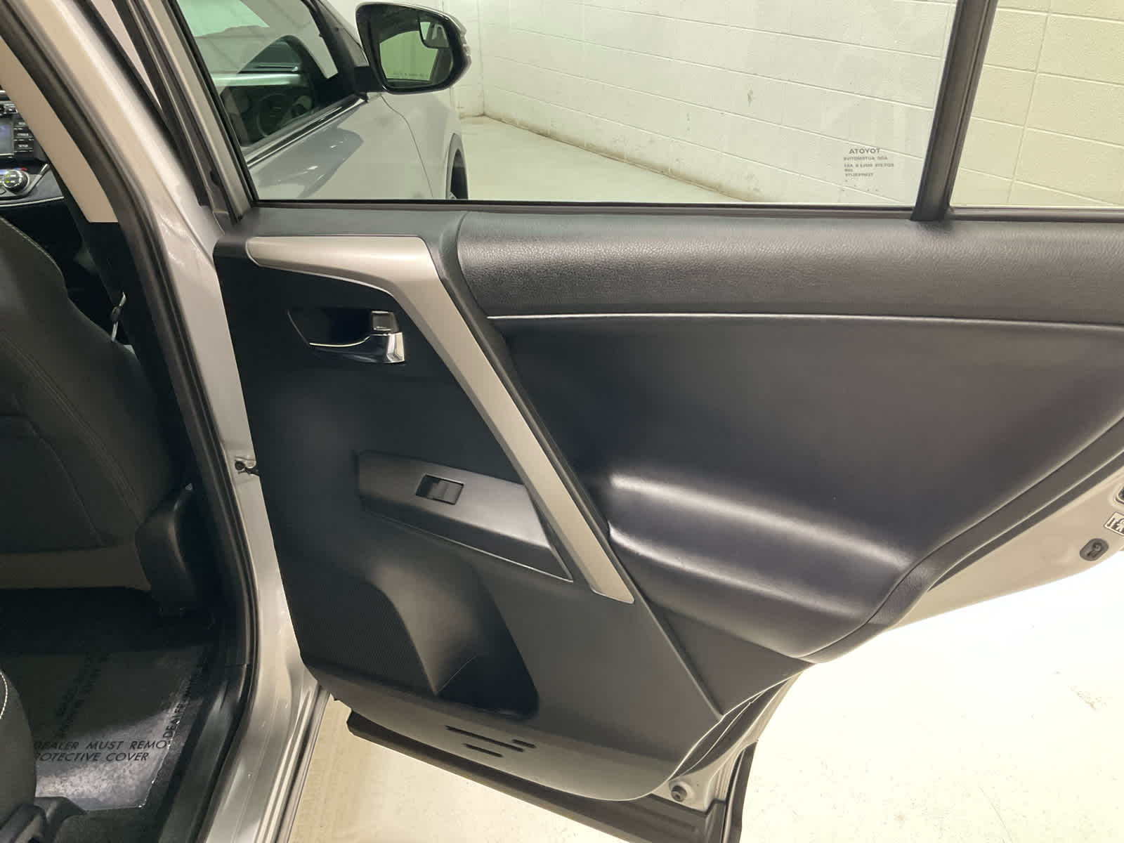 Used 2018 Toyota RAV4 SUV