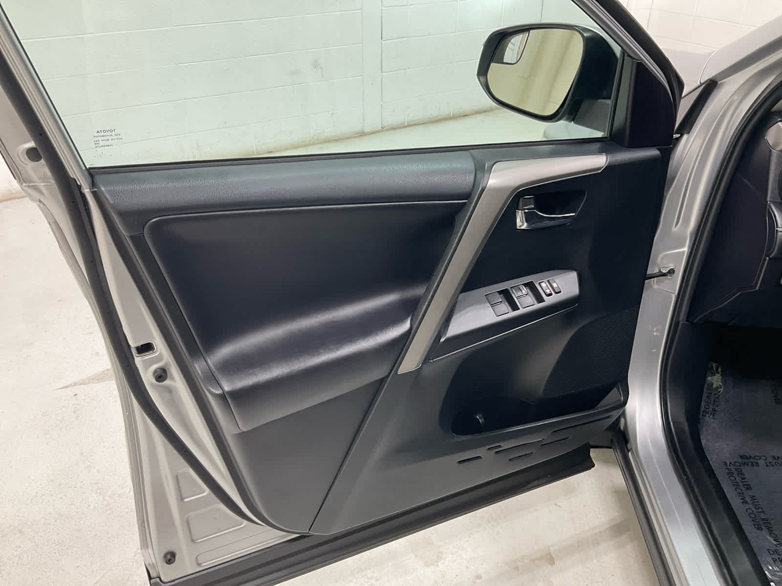 Used 2018 Toyota RAV4 SUV