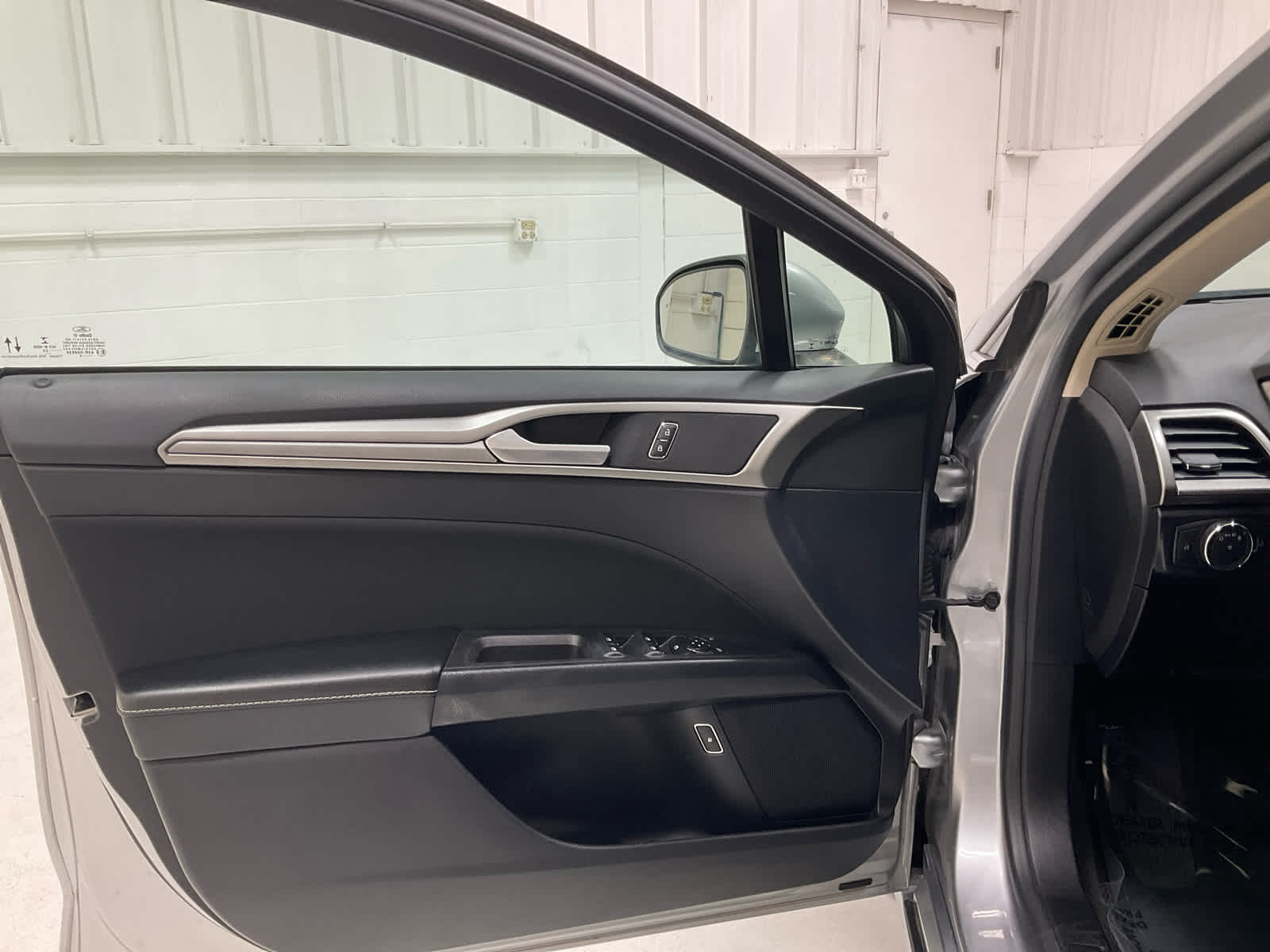 Used 2020 Ford Fusion Hybrid Sedan