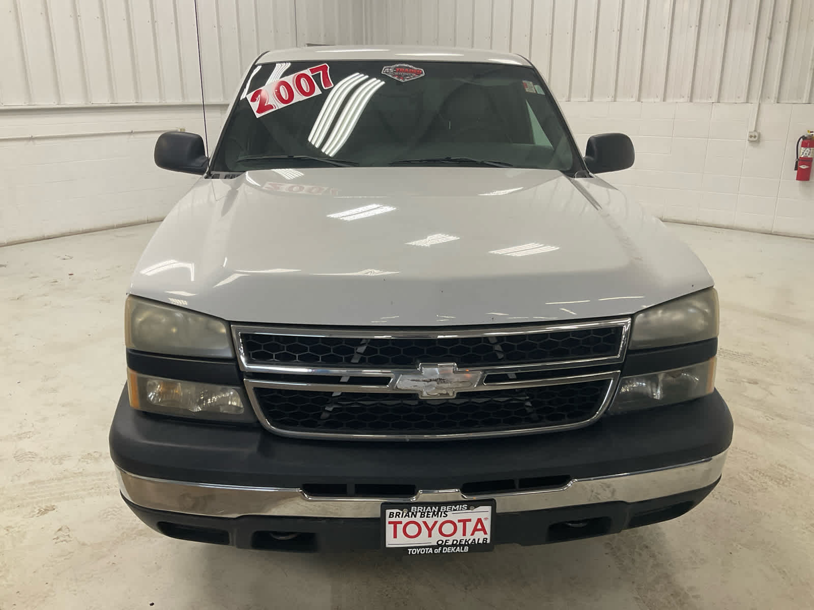Used 2007 Chevrolet Silverado Classic 1500 Work Truck with VIN 3GCEC14Z07G152586 for sale in DeKalb, IL
