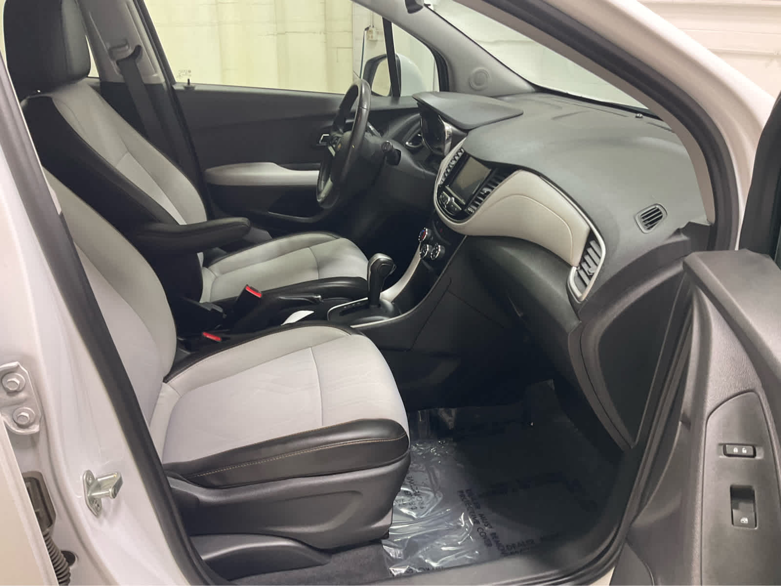 Used 2020 Chevrolet Trax SUV
