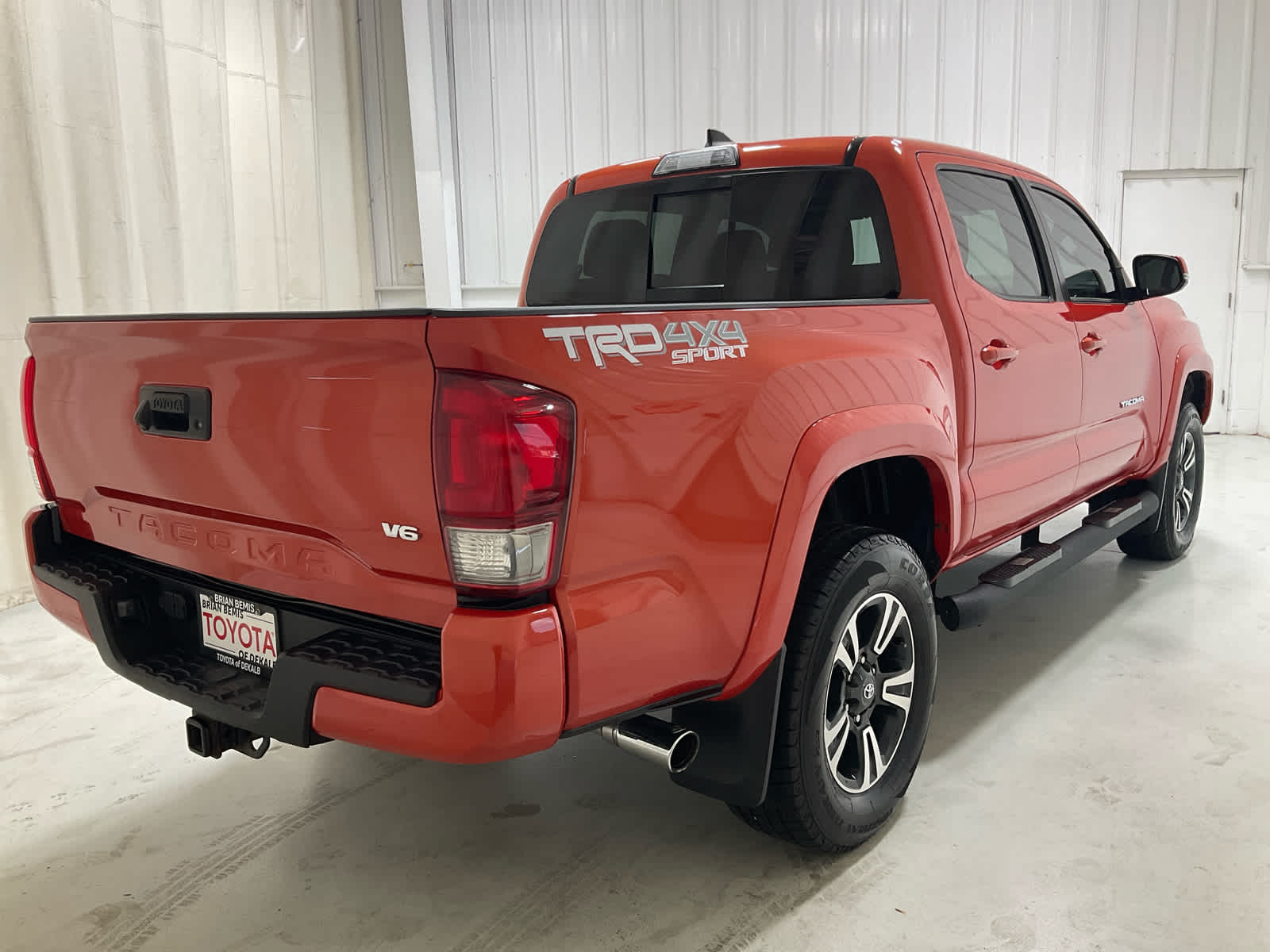 Used 2017 Toyota Tacoma Truck