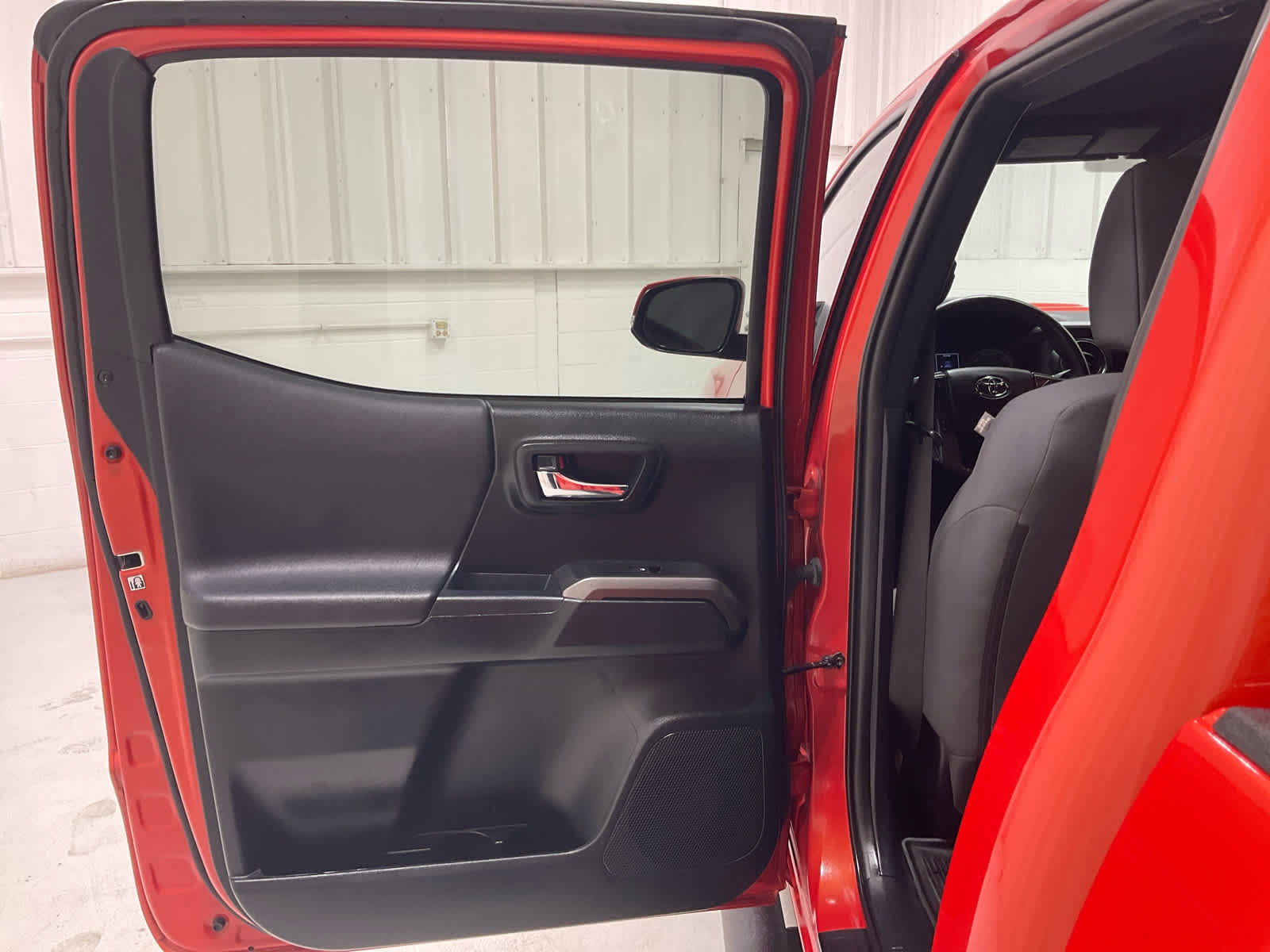 Used 2017 Toyota Tacoma Truck