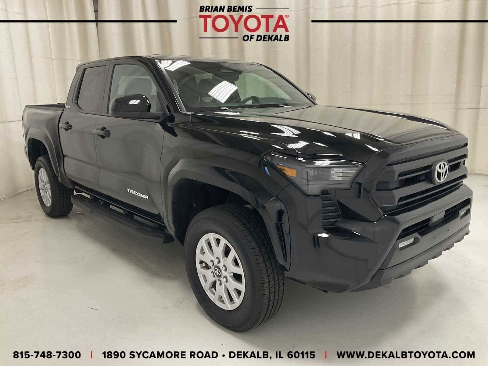2024 Toyota Tacoma SR5's photo