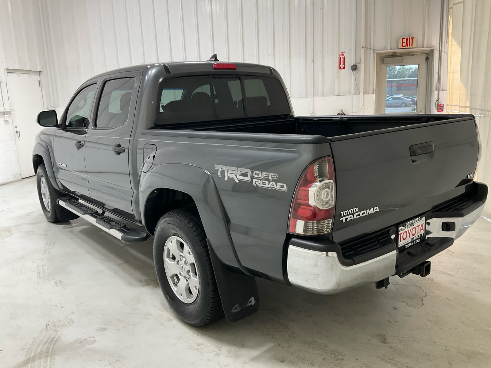 Used 2015 Toyota Tacoma Truck