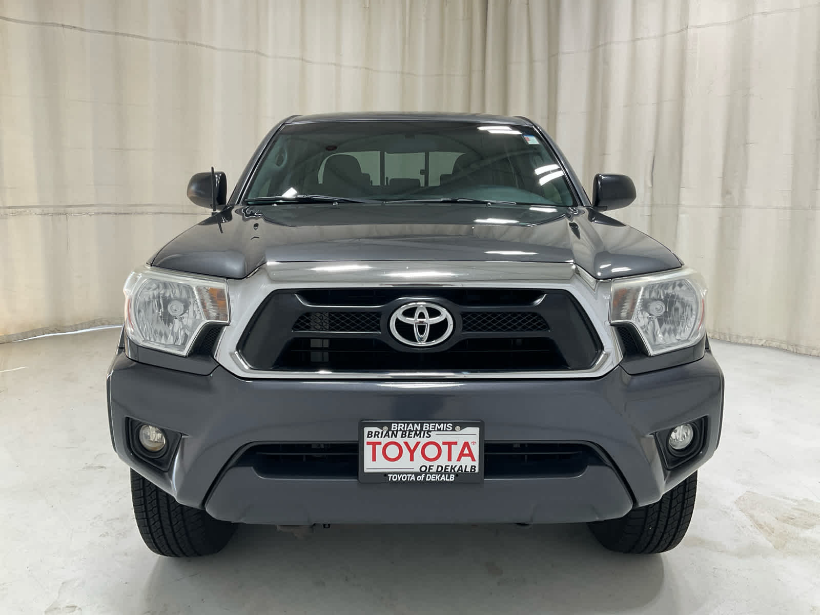 Used 2015 Toyota Tacoma Truck