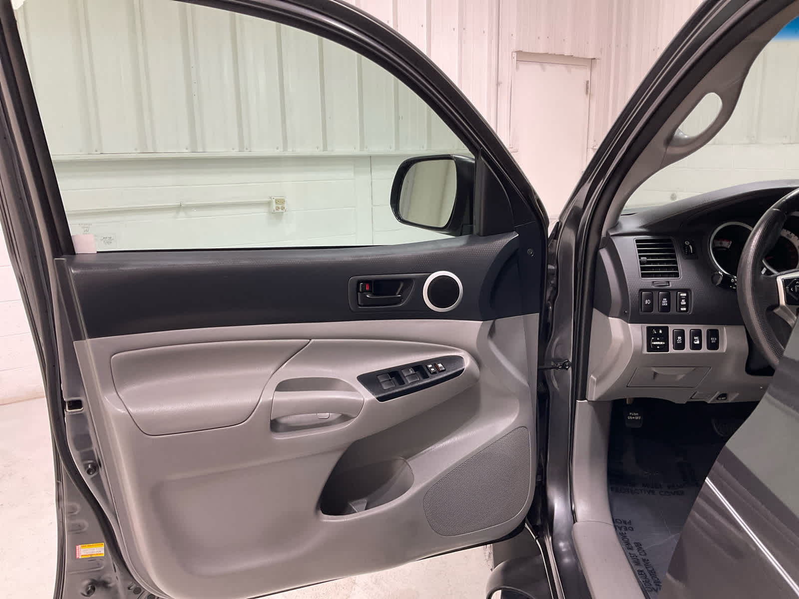 Used 2015 Toyota Tacoma Truck