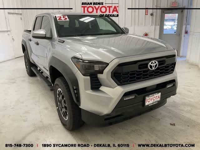 2025 Toyota Tacoma TRD Off Road's photo