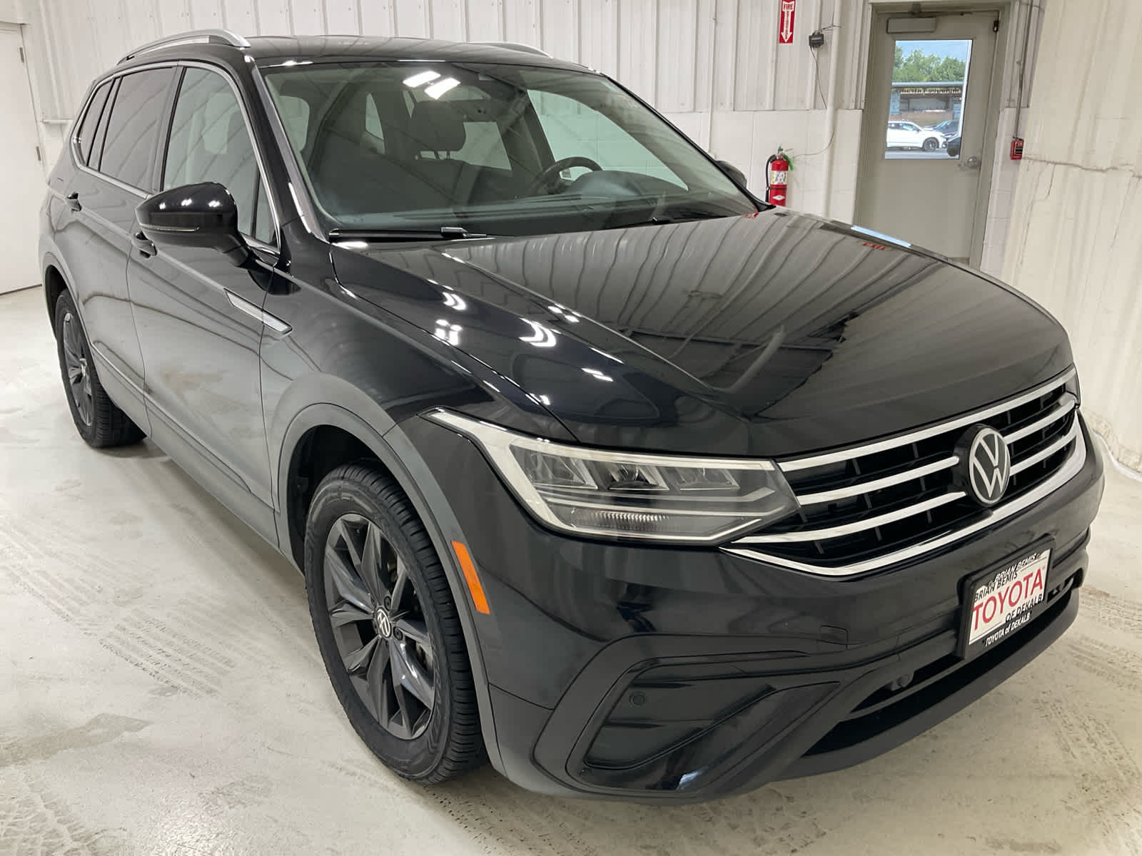 Used 2024 Volkswagen Tiguan SUV