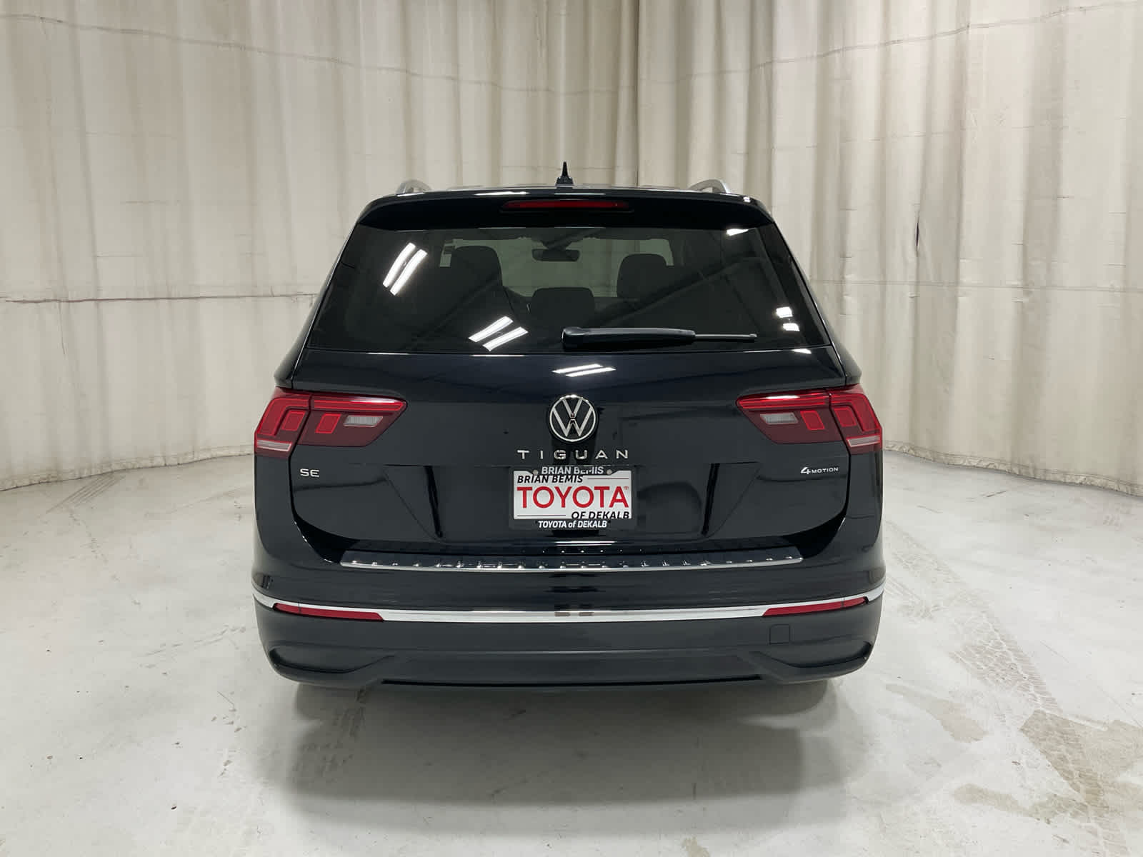 Used 2024 Volkswagen Tiguan SUV