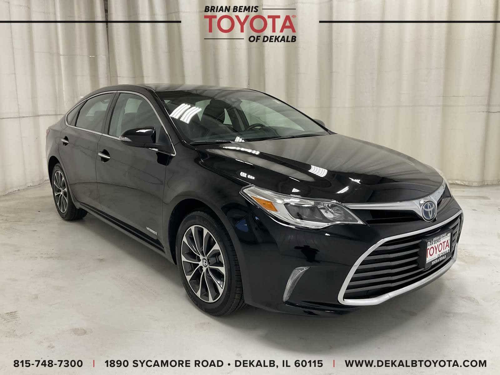 2017 Toyota Avalon XLE Premium's photo
