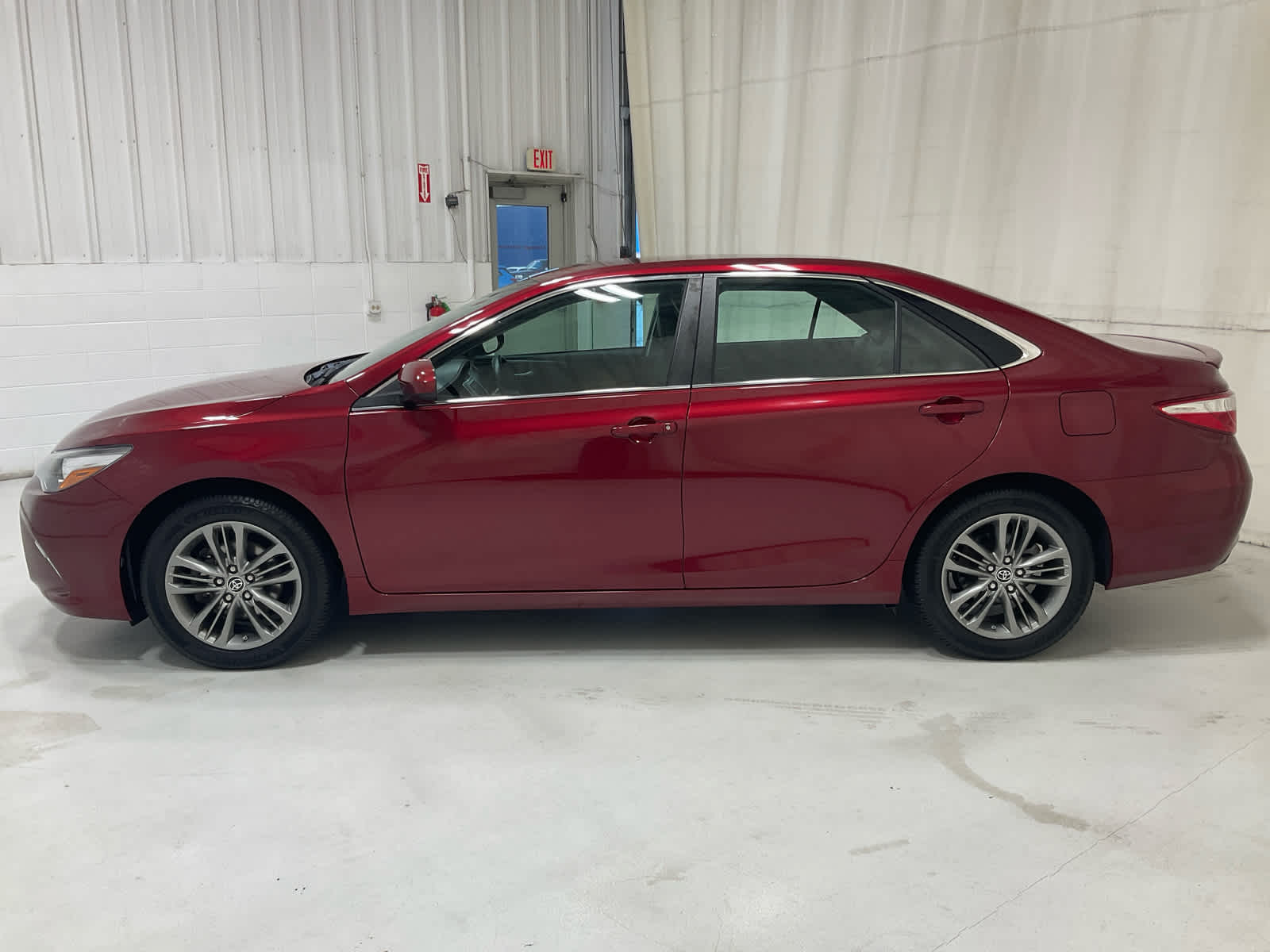 Used 2015 Toyota Camry Sedan