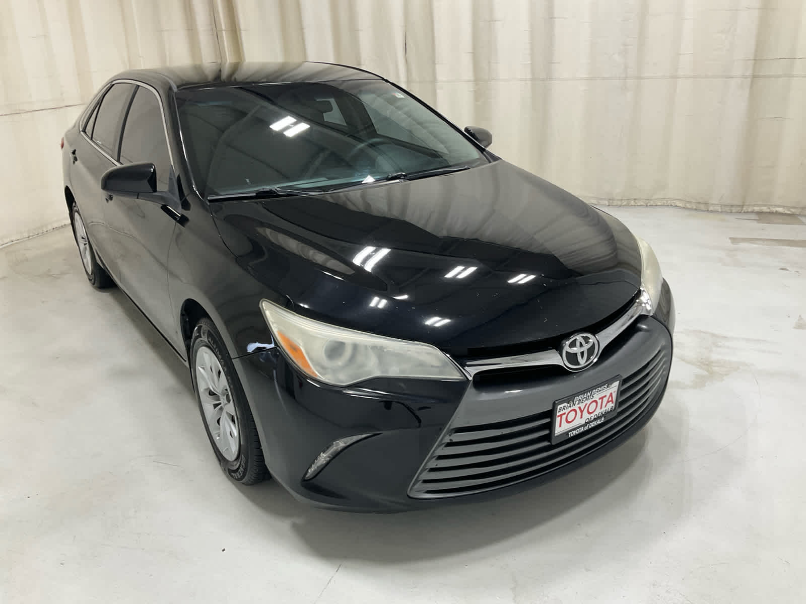 Used 2016 Toyota Camry Sedan