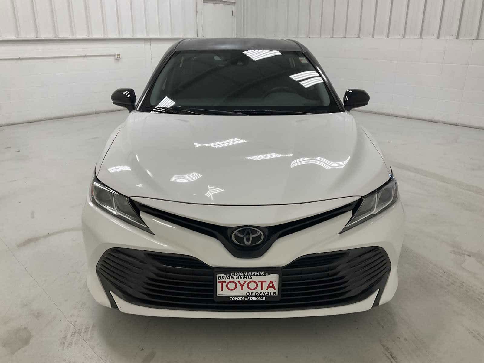 Used 2020 Toyota Camry LE with VIN 4T1C11AK0LU930344 for sale in DeKalb, IL