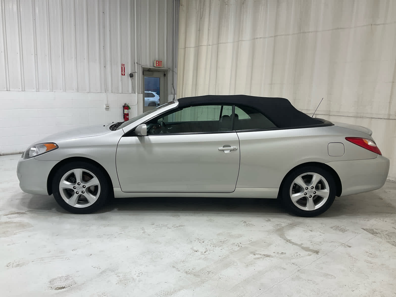 Used 2006 Toyota Camry Solara Convertible