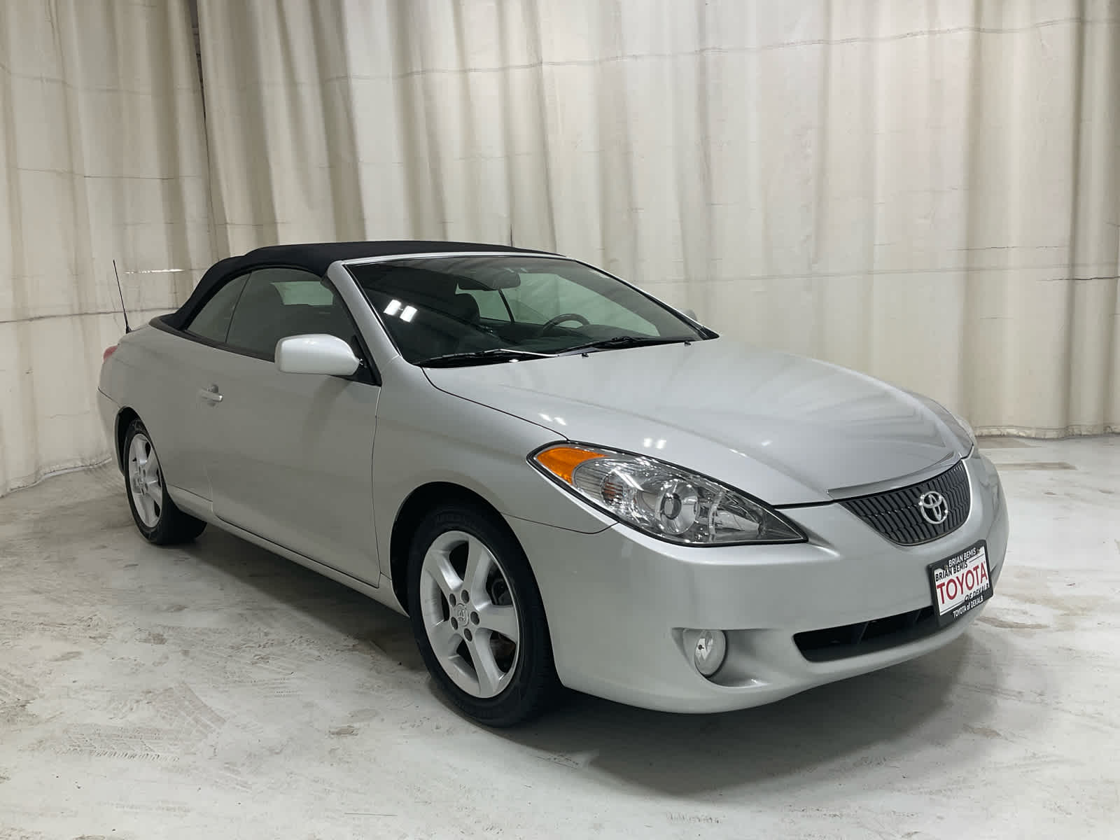 Used 2006 Toyota Camry Solara Convertible