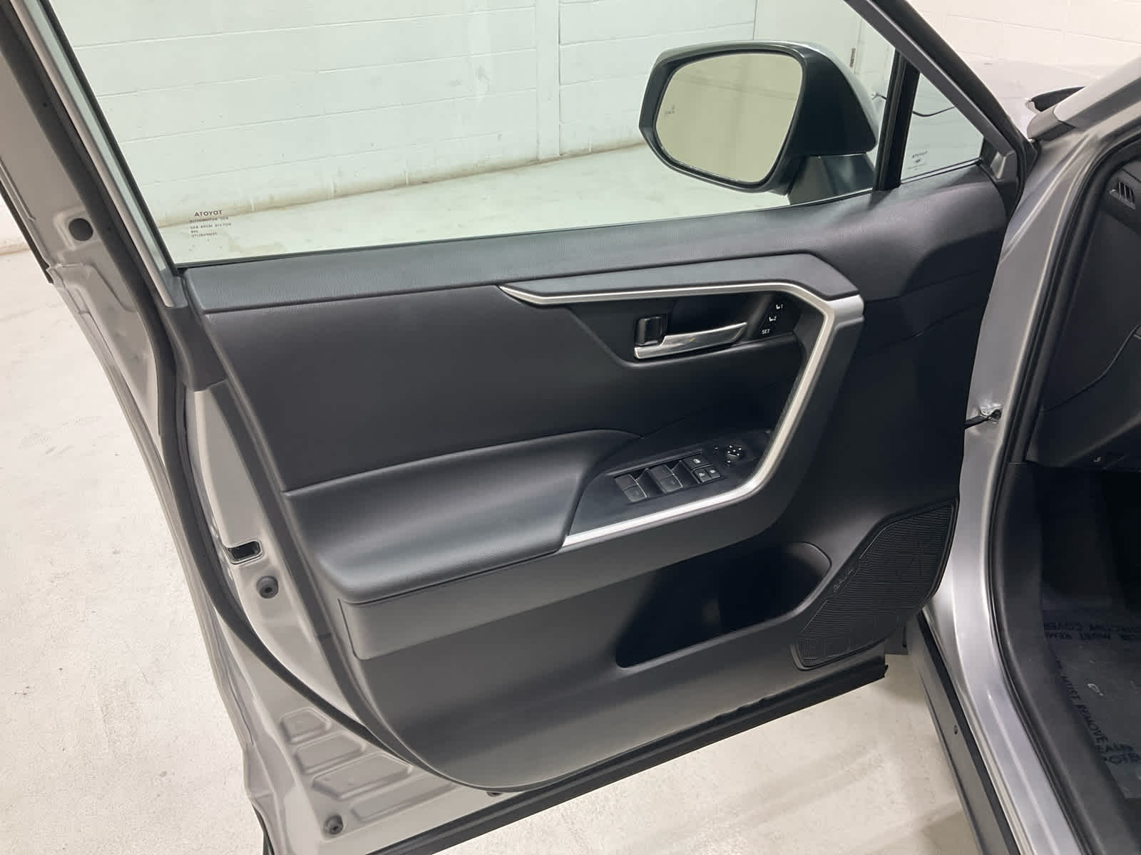 Used 2022 Toyota RAV4 SUV
