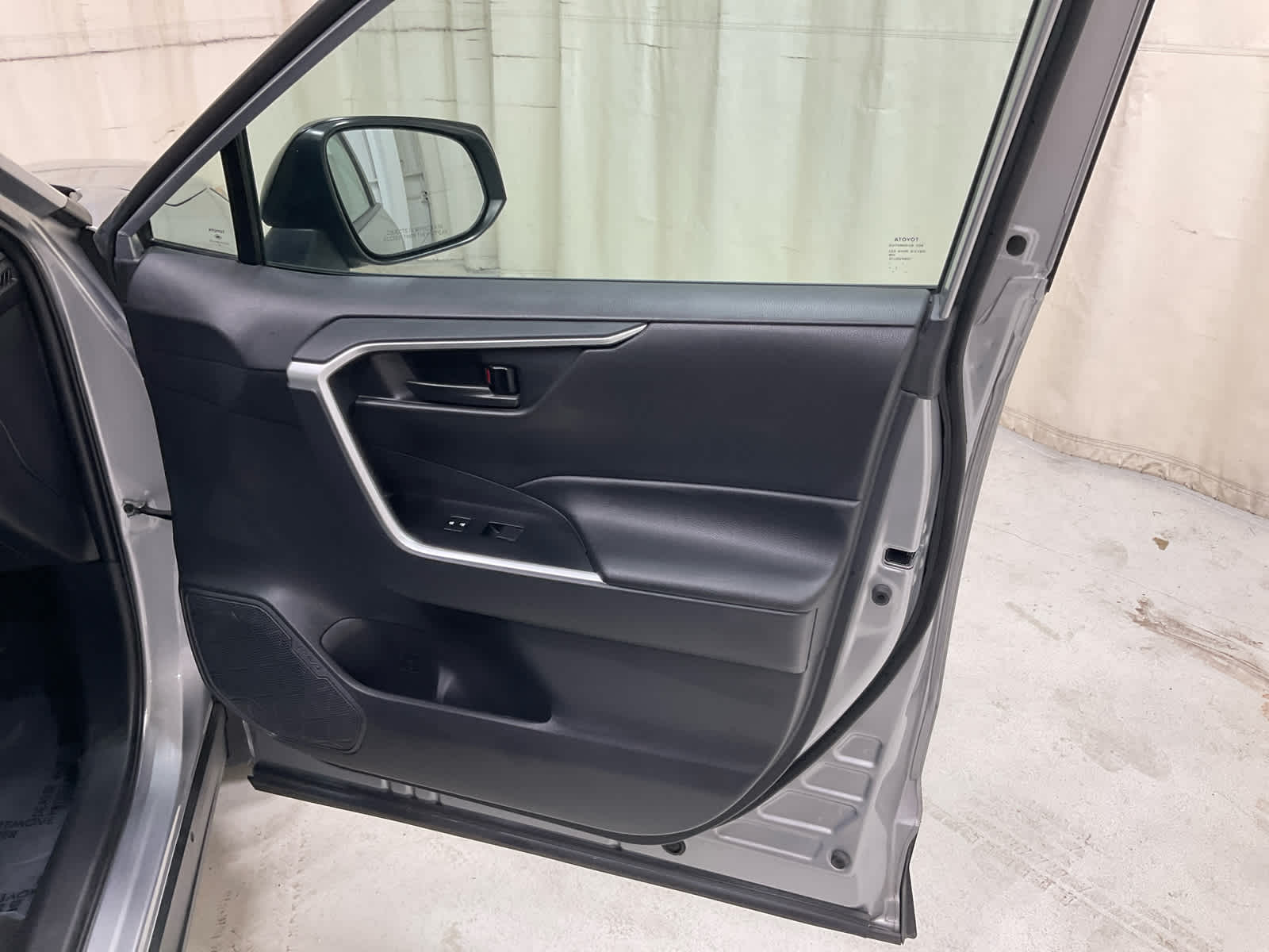 Used 2021 Toyota RAV4 SUV