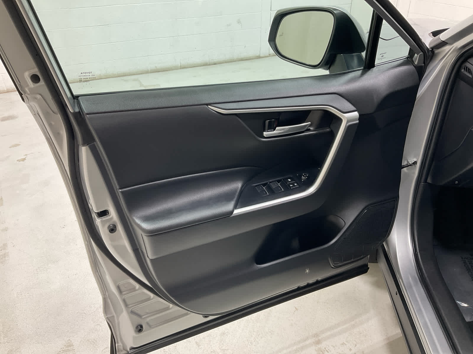 Used 2023 Toyota RAV4 SUV