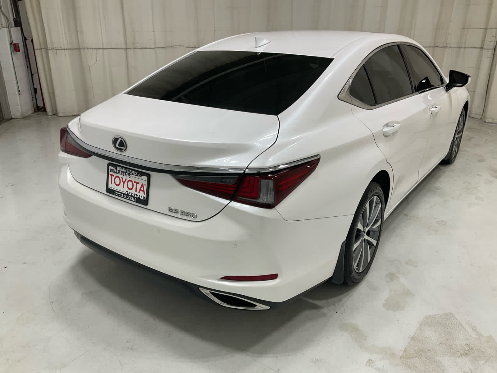 Used 2020 Lexus ES 350 Sedan
