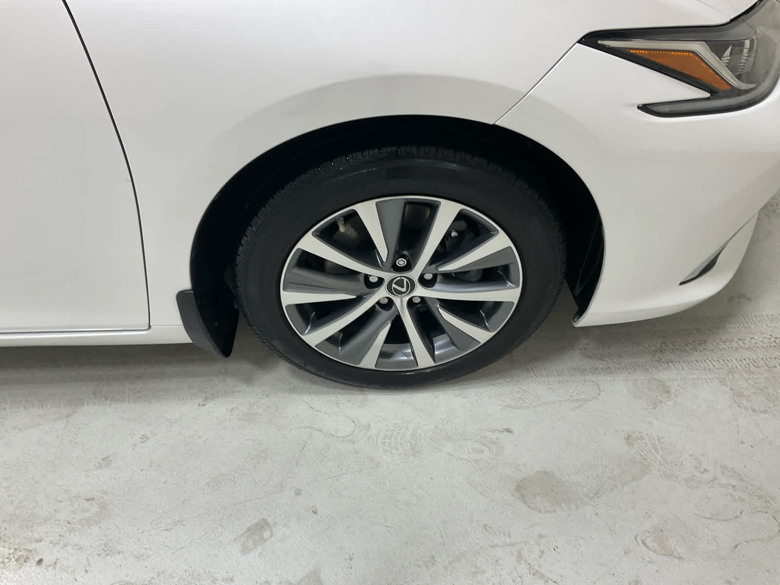 Used 2020 Lexus ES 350 Sedan
