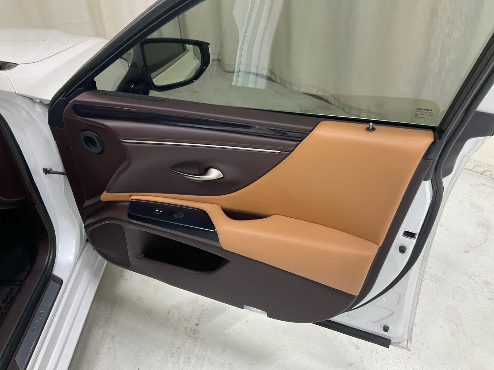 Used 2020 Lexus ES 350 Sedan