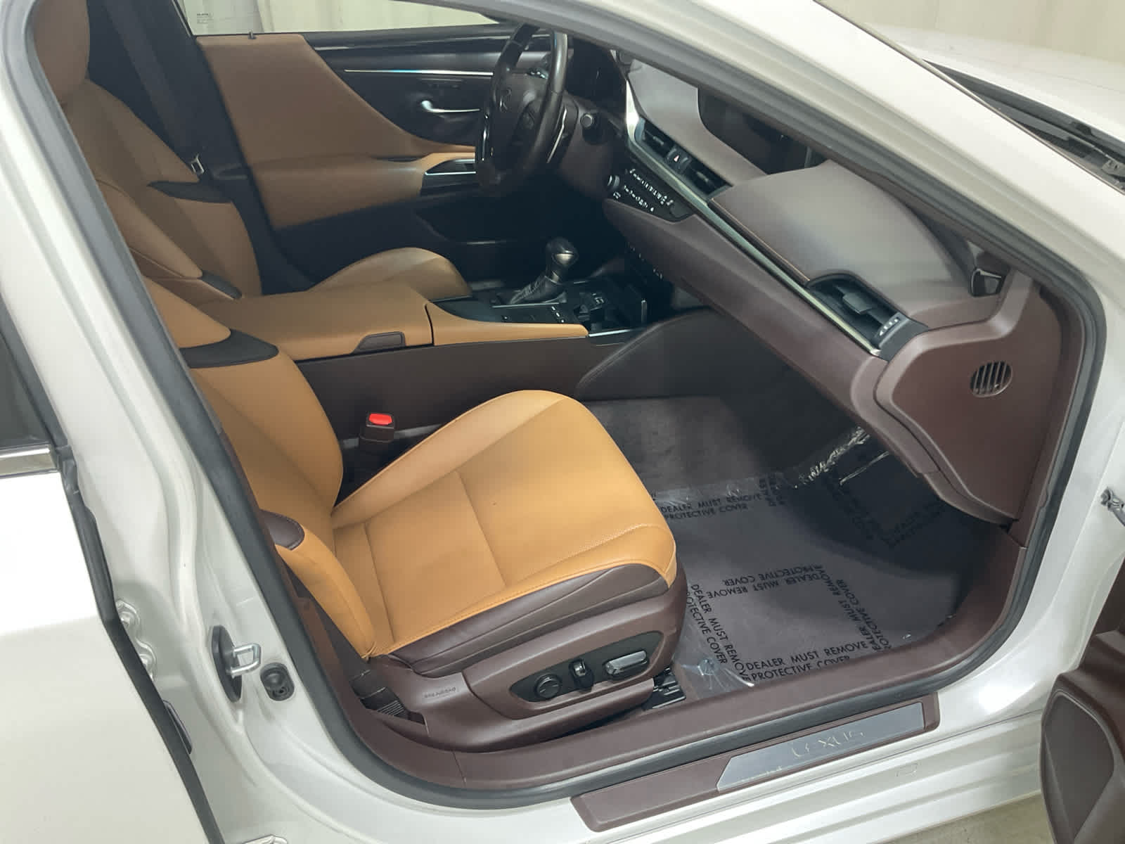Used 2020 Lexus ES 350 Sedan