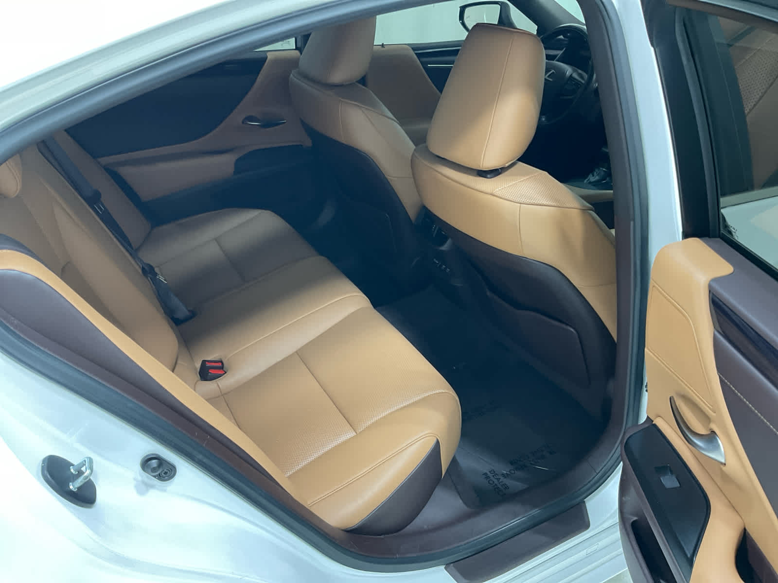 Used 2020 Lexus ES 350 Sedan