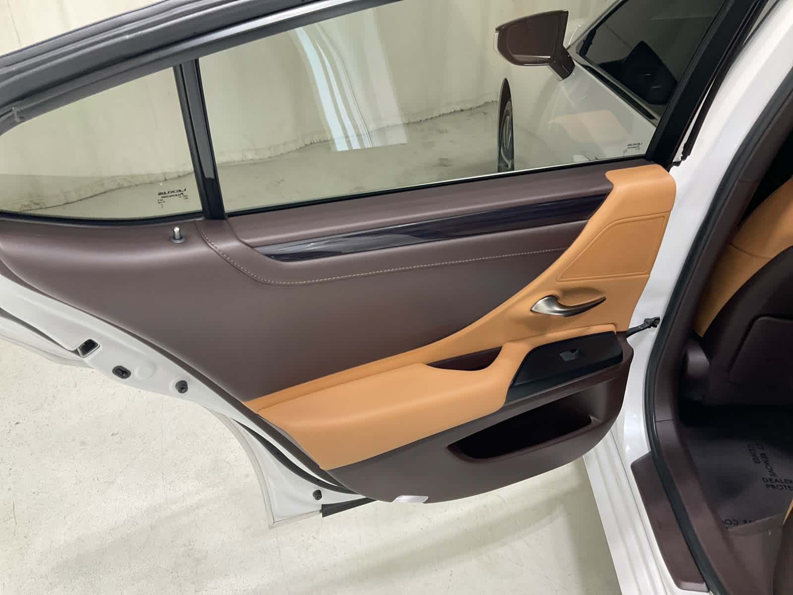 Used 2020 Lexus ES 350 Sedan