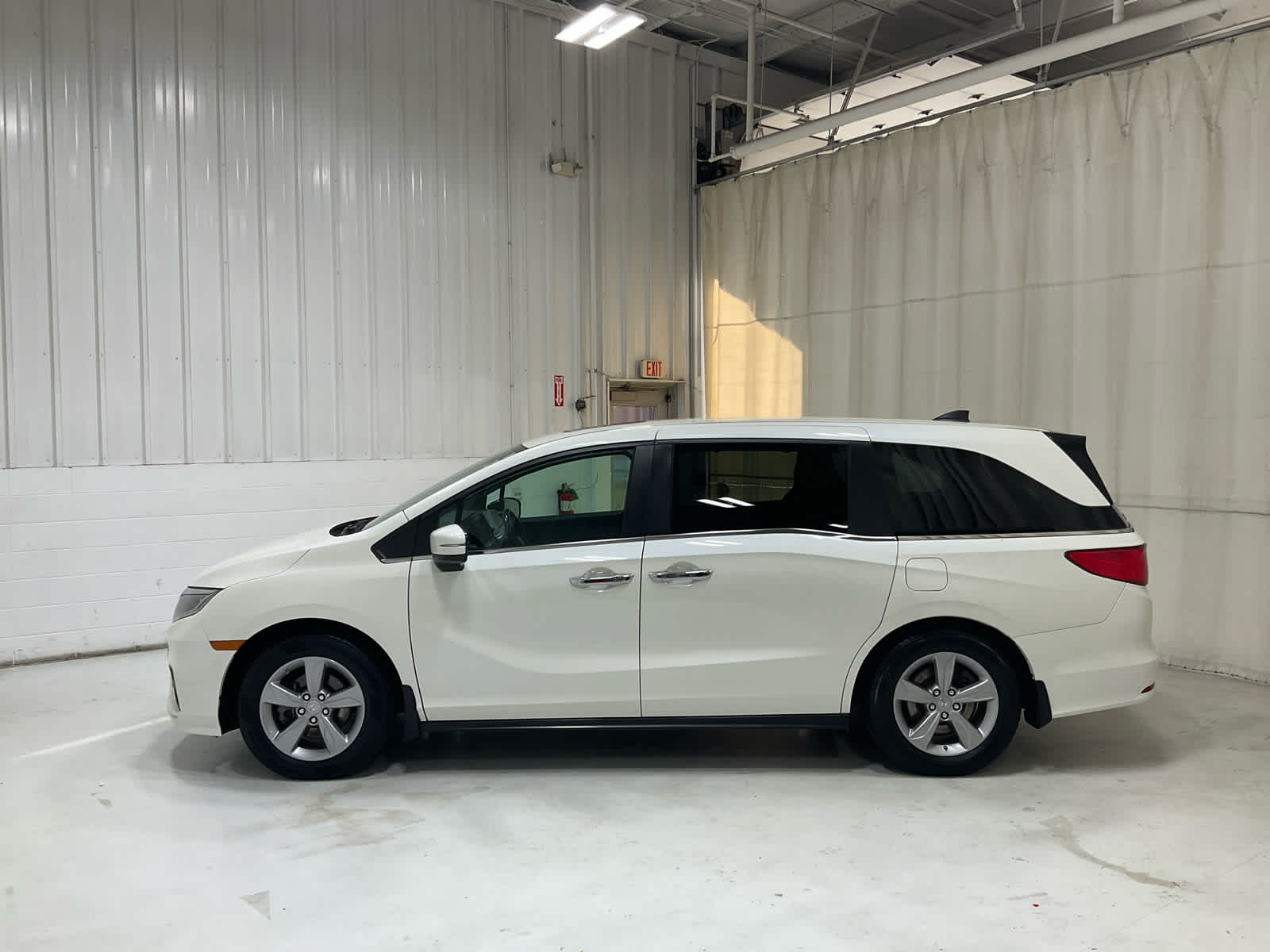 Used 2018 Honda Odyssey Van