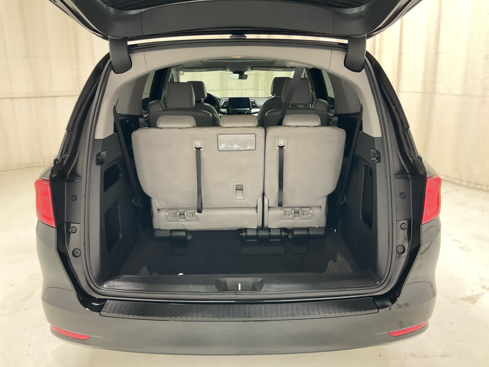 Used 2022 Honda Odyssey Van
