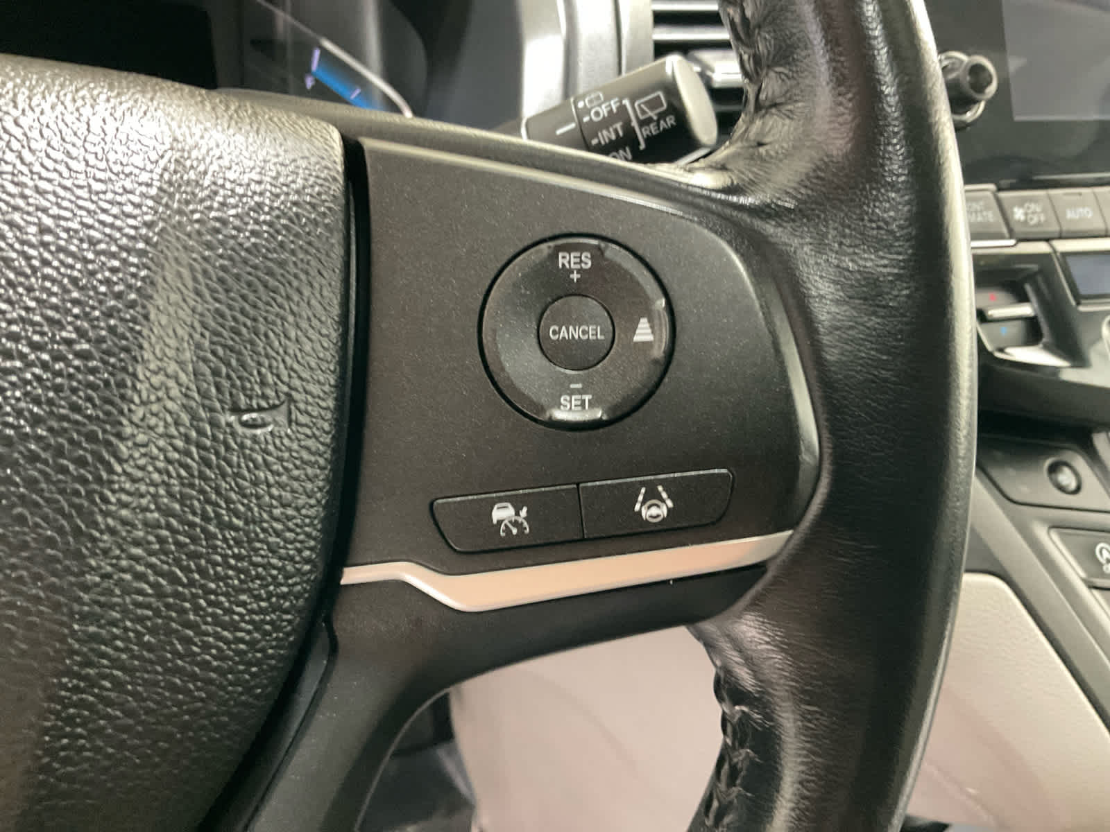 Used 2022 Honda Odyssey Van