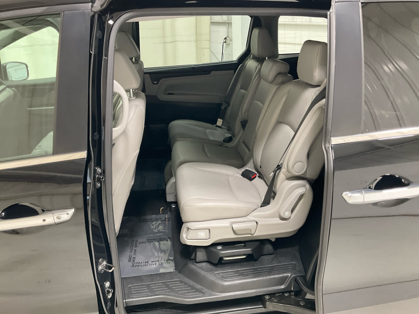 Used 2022 Honda Odyssey Van