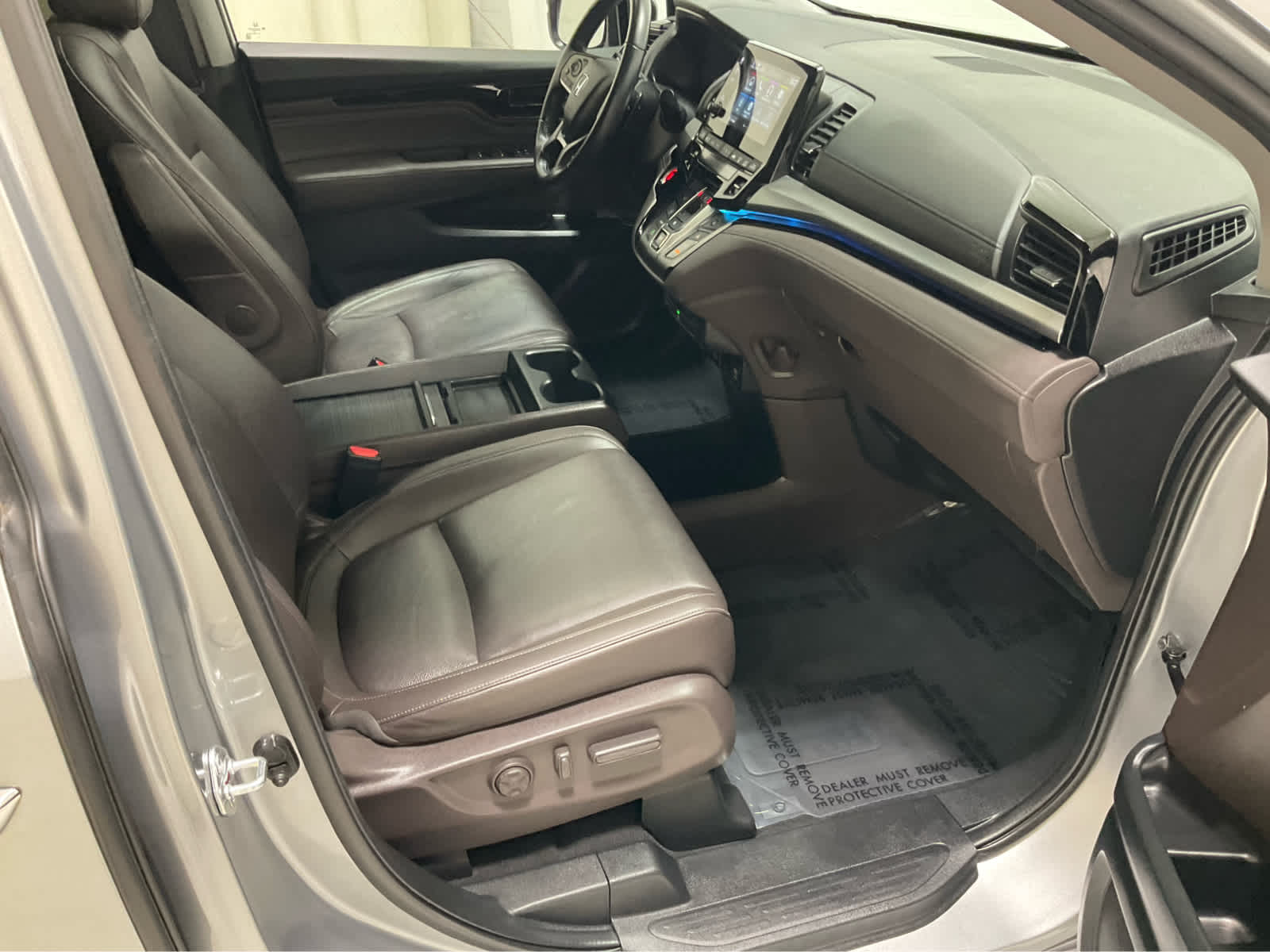 Used 2024 Honda Odyssey Van