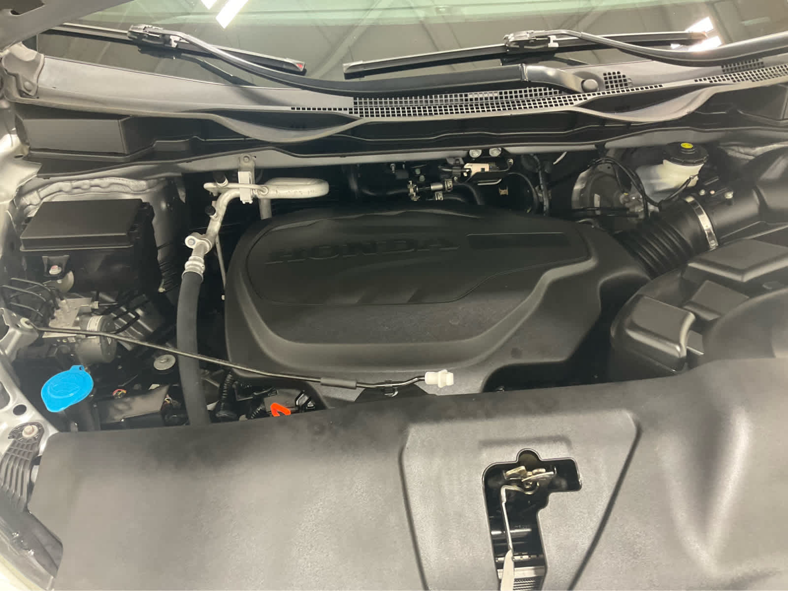 Used 2024 Honda Odyssey Van