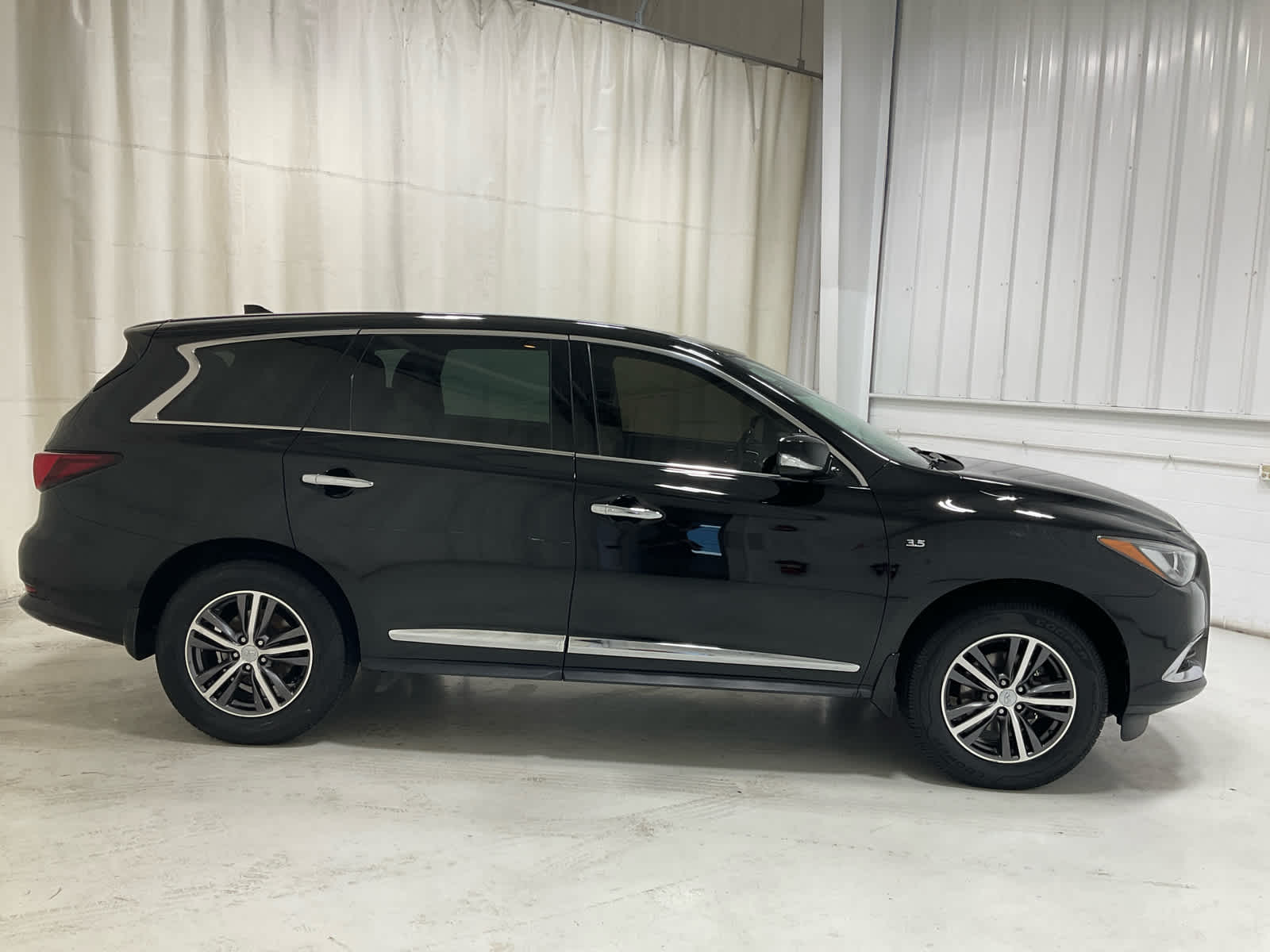 Used 2019 Infiniti QX60 SUV