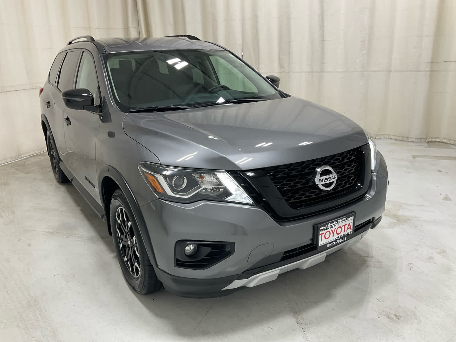 Used 2020 Nissan Pathfinder SUV