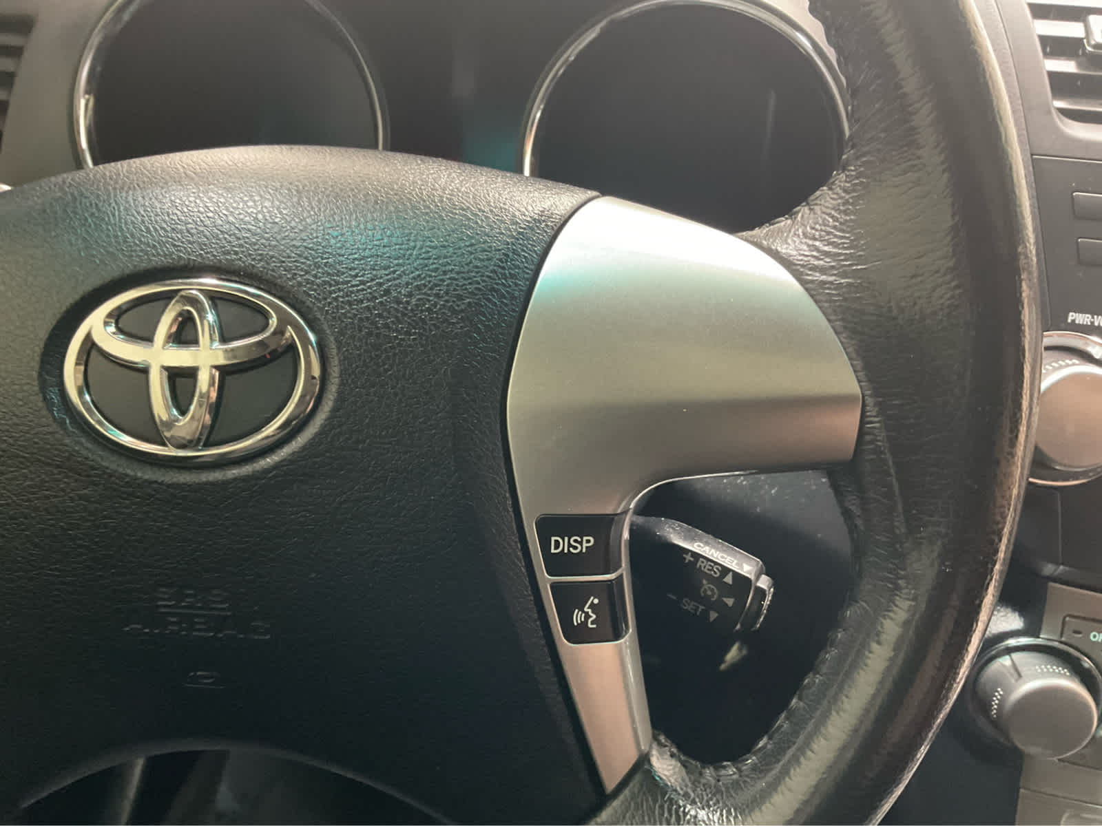 Used 2012 Toyota Highlander SUV