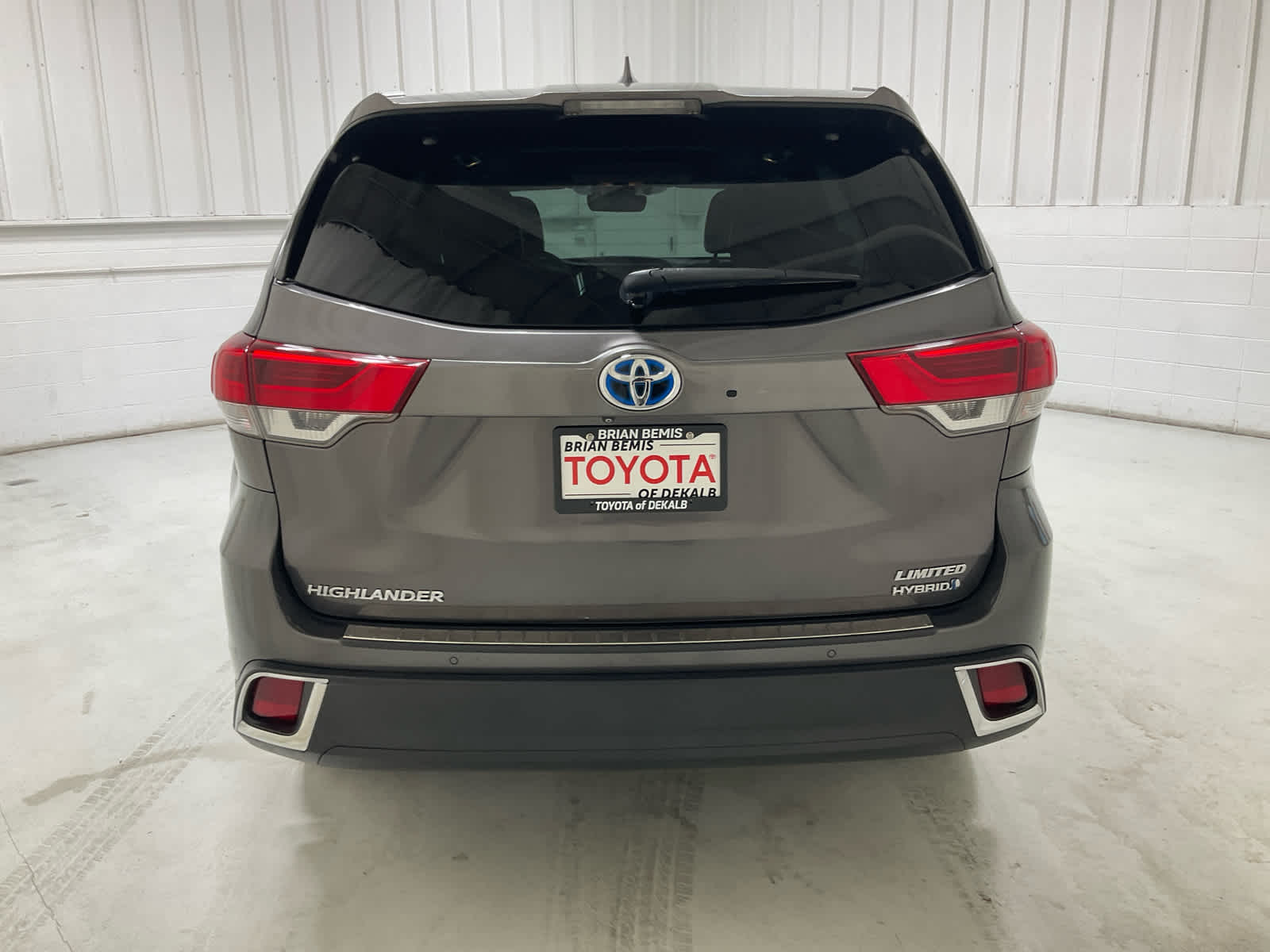 Used 2017 Toyota Highlander SUV