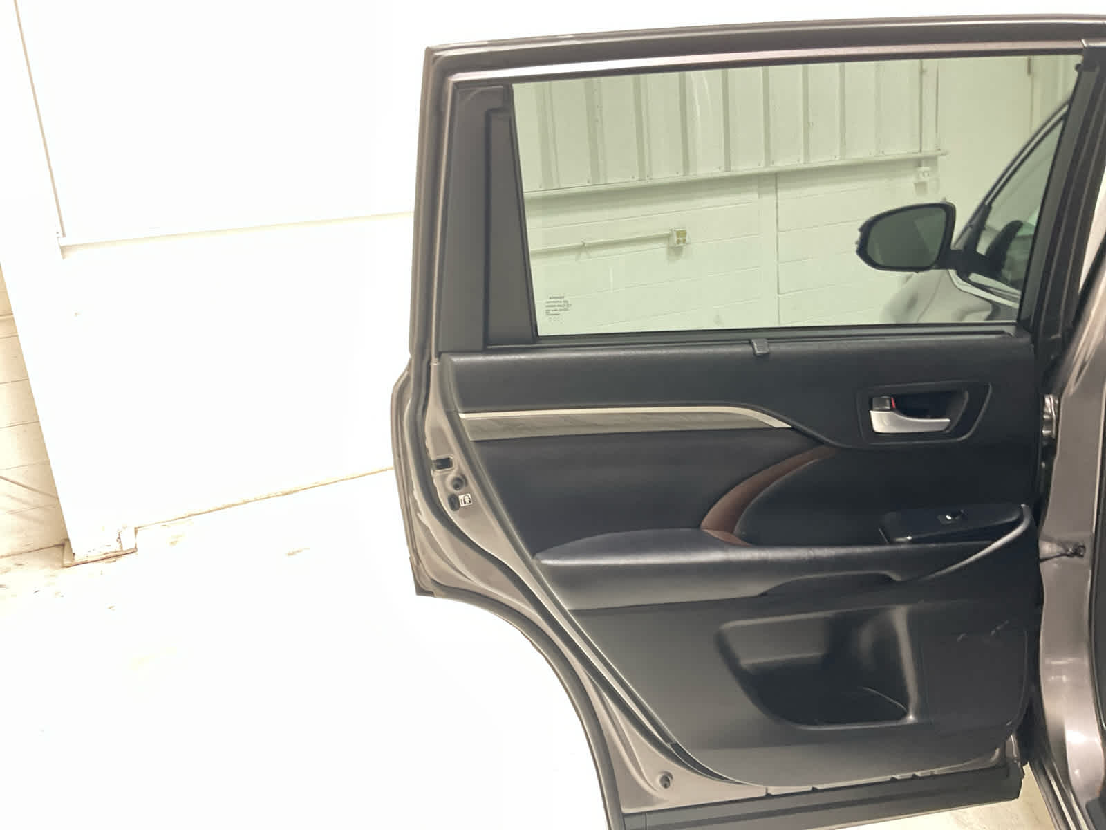 Used 2017 Toyota Highlander SUV