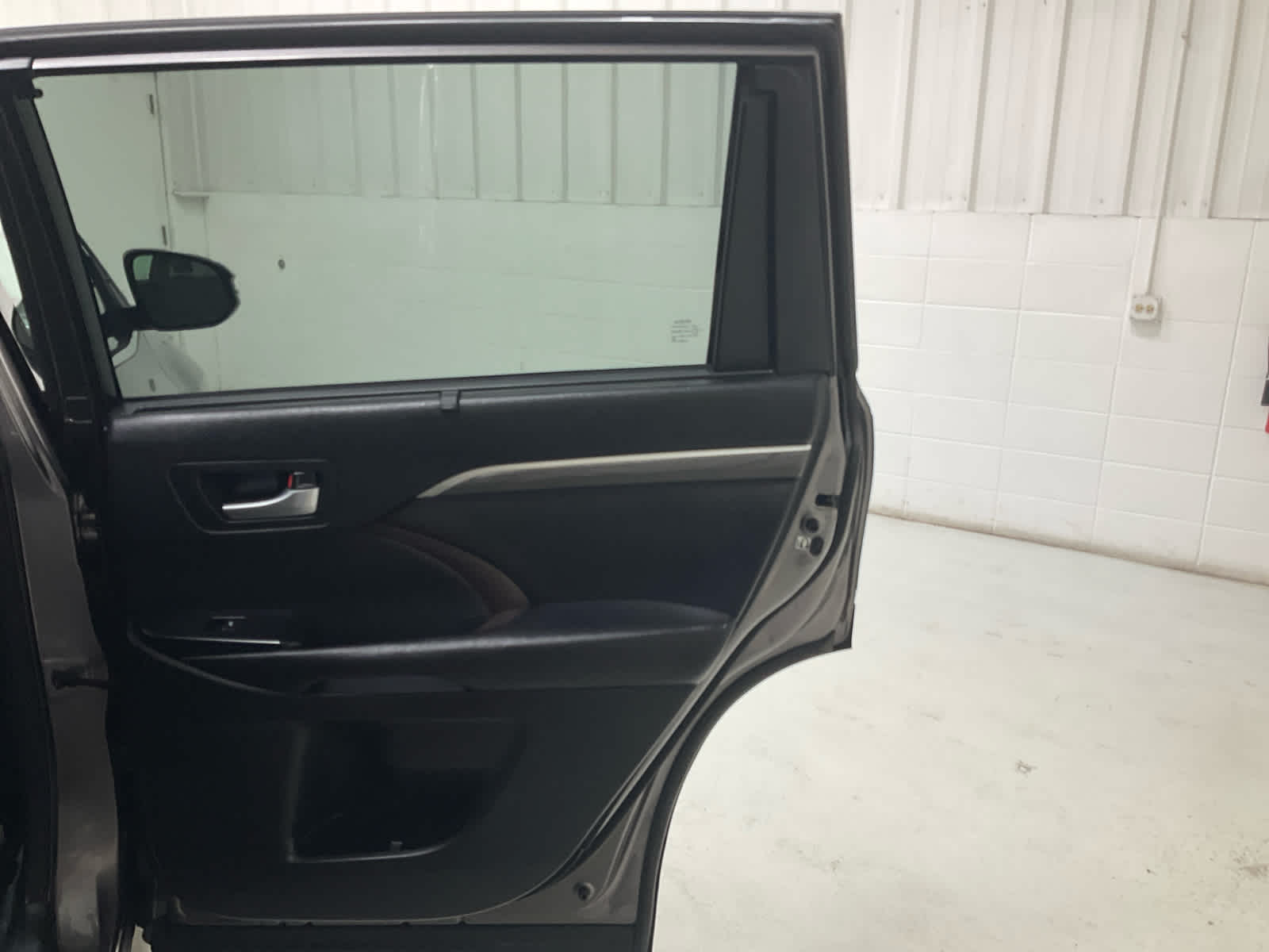 Used 2017 Toyota Highlander SUV