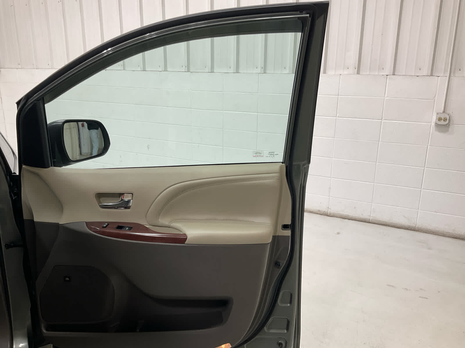 Used 2014 Toyota Sienna Van